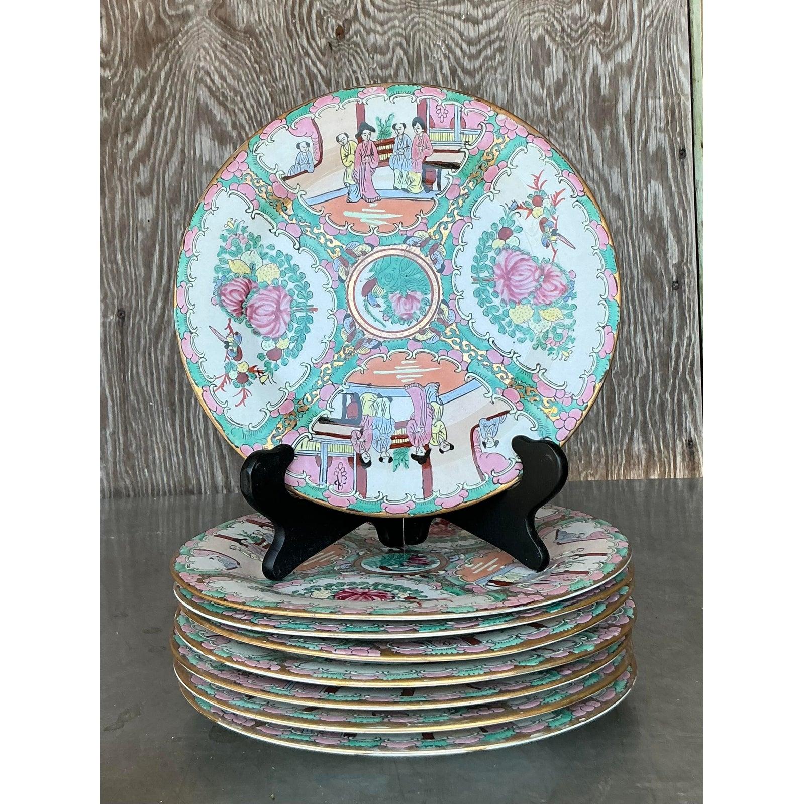 Assiettes plates vintage asiatiques Rose Famile - Lot de 8 en vente 1