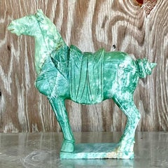 Sculpture de cheval asiatique vintage en pierre de savon
