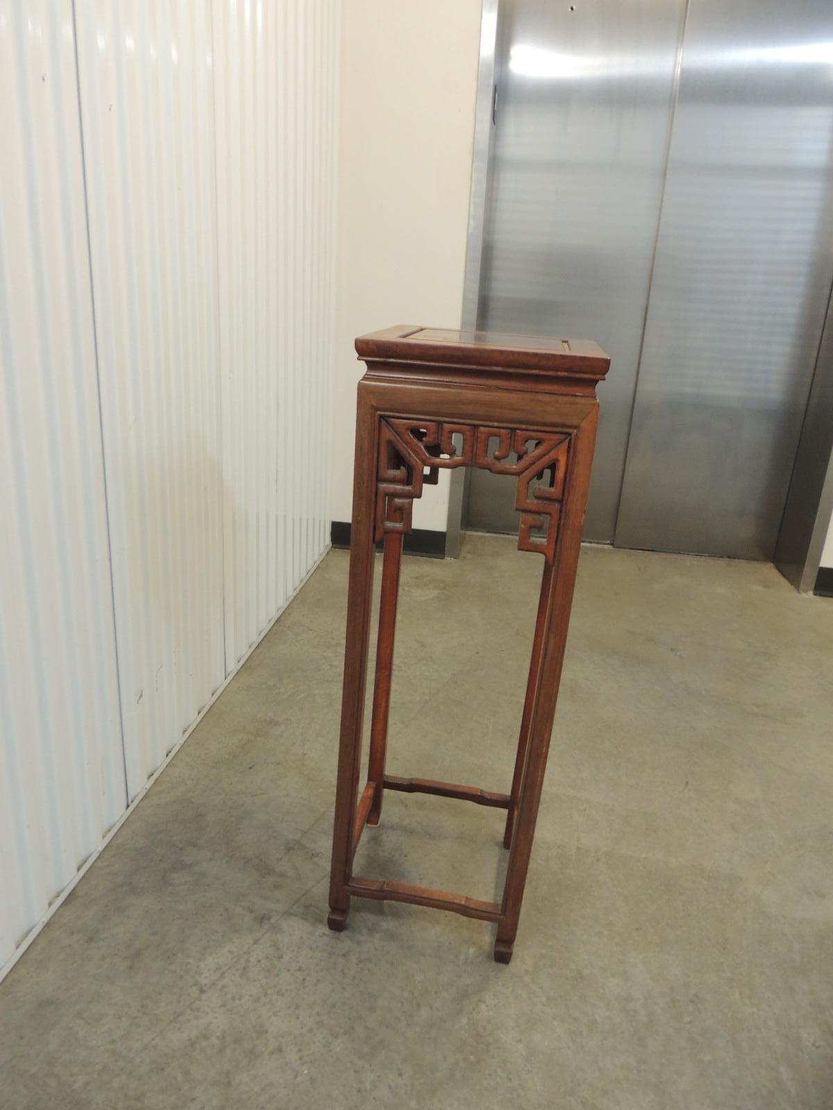 Chinois Vieux piédestal carré asiatique ou support pour plantes