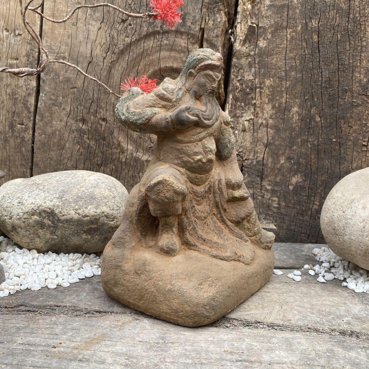 Vintage Asian Stone Carving of General Guan Yu – Symbol of Loyalty, Justice & Protection

Honor the legacy of one of China’s most revered historical and cultural icons with this Vintage Asian Stone Carving of General Guan Yu. Known as the God of War