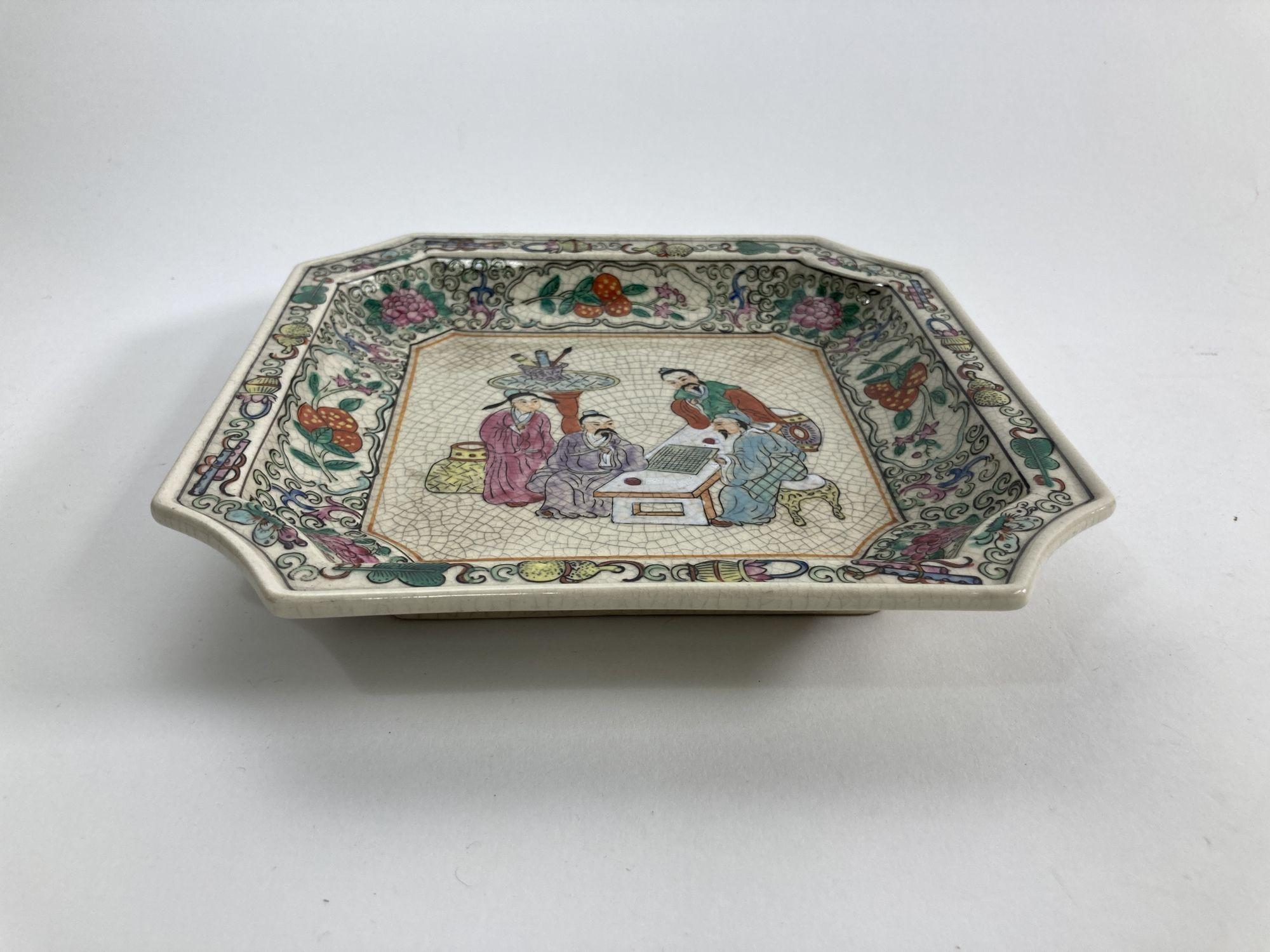 Vintage 1950s Asian style dish, ashtray, catchall.
Large vintage ornamental hand painted Chinoiserie porcelain tray/catchall with clipped edges.
Hand painted octagonal Chinoiserie porcelain dish displaying a finely detailed Asian figural scene