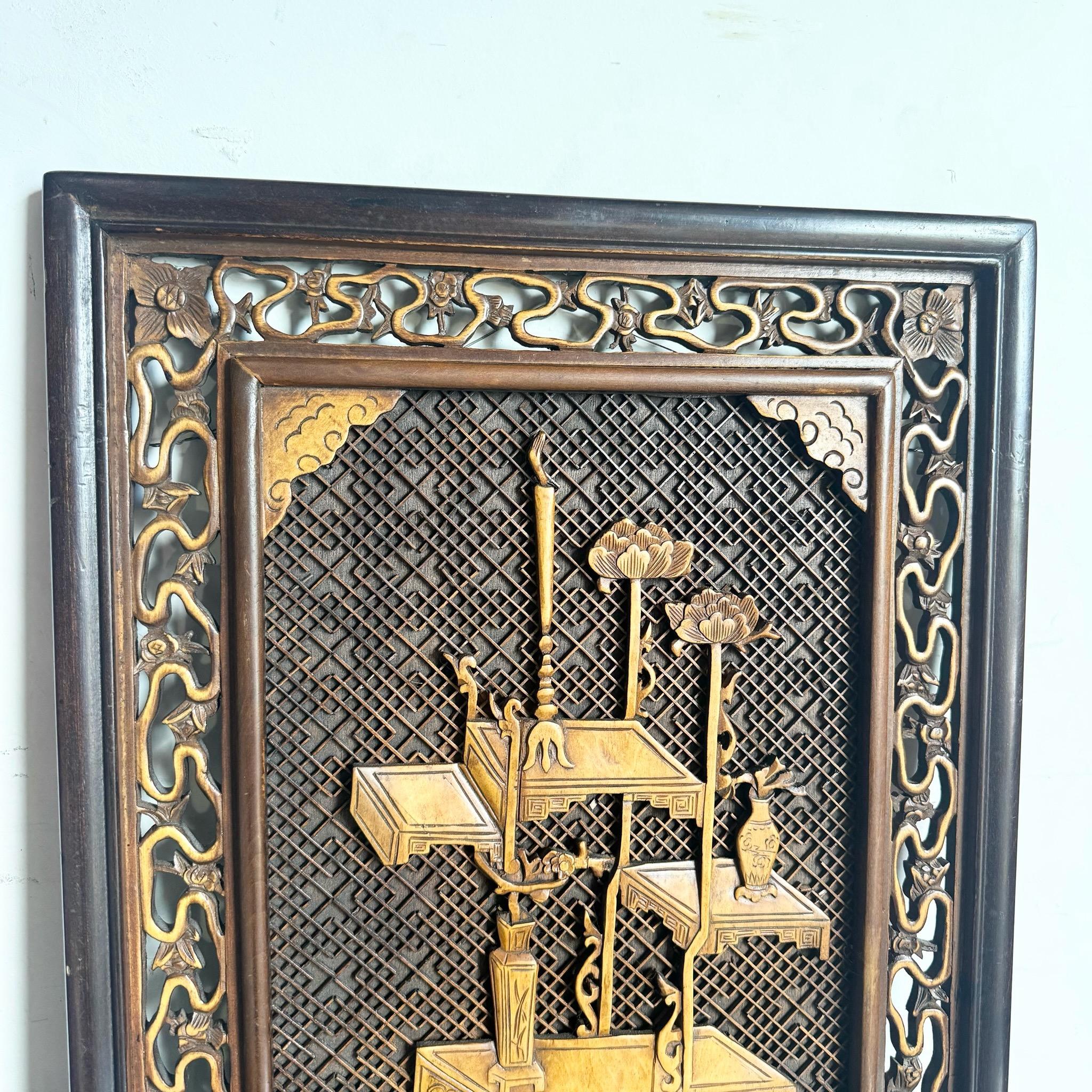 Asiatisches geschnitztes Vintage-Holz-Paneel (20. Jahrhundert) im Angebot