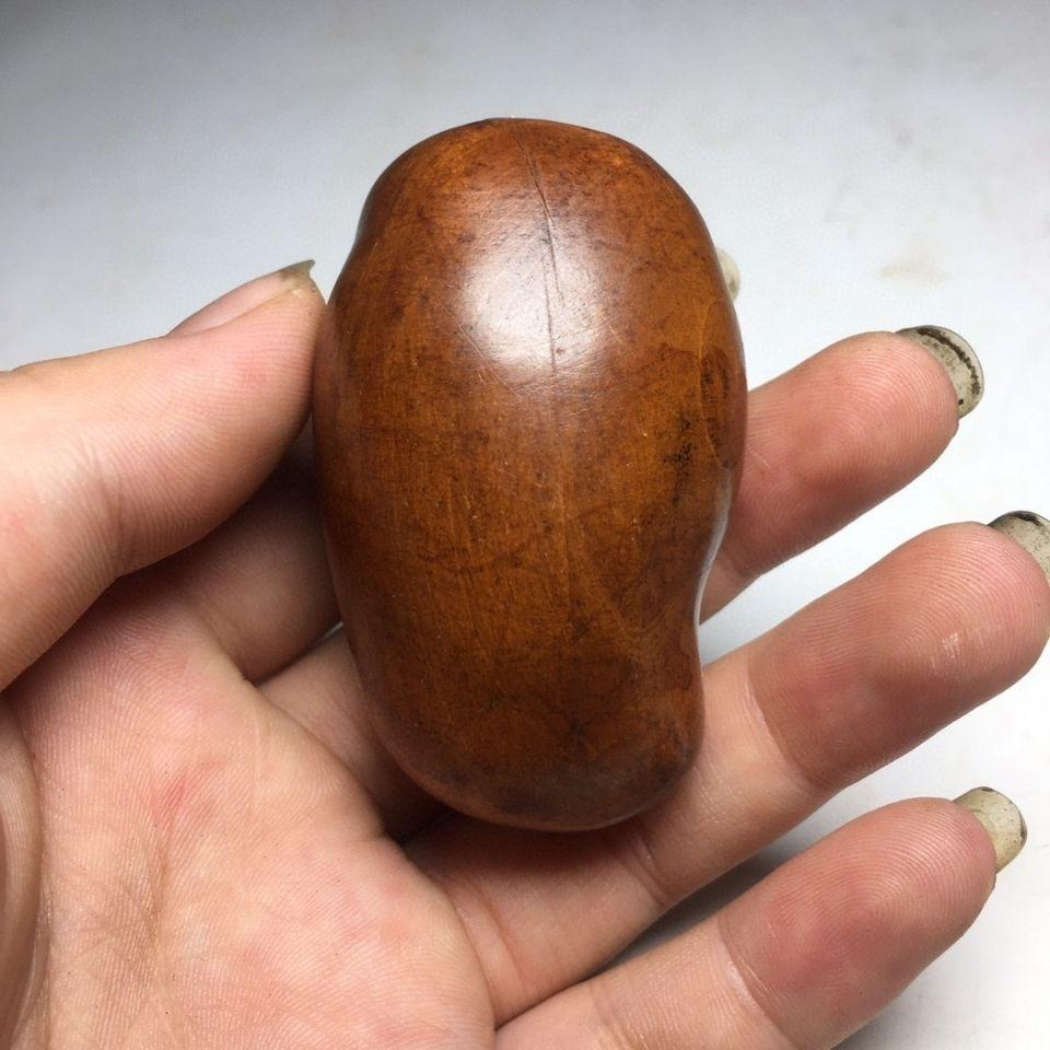 20th Century Vintage Asian Wood Carving Guan Yin Buddha Handheld Ornament For Sale