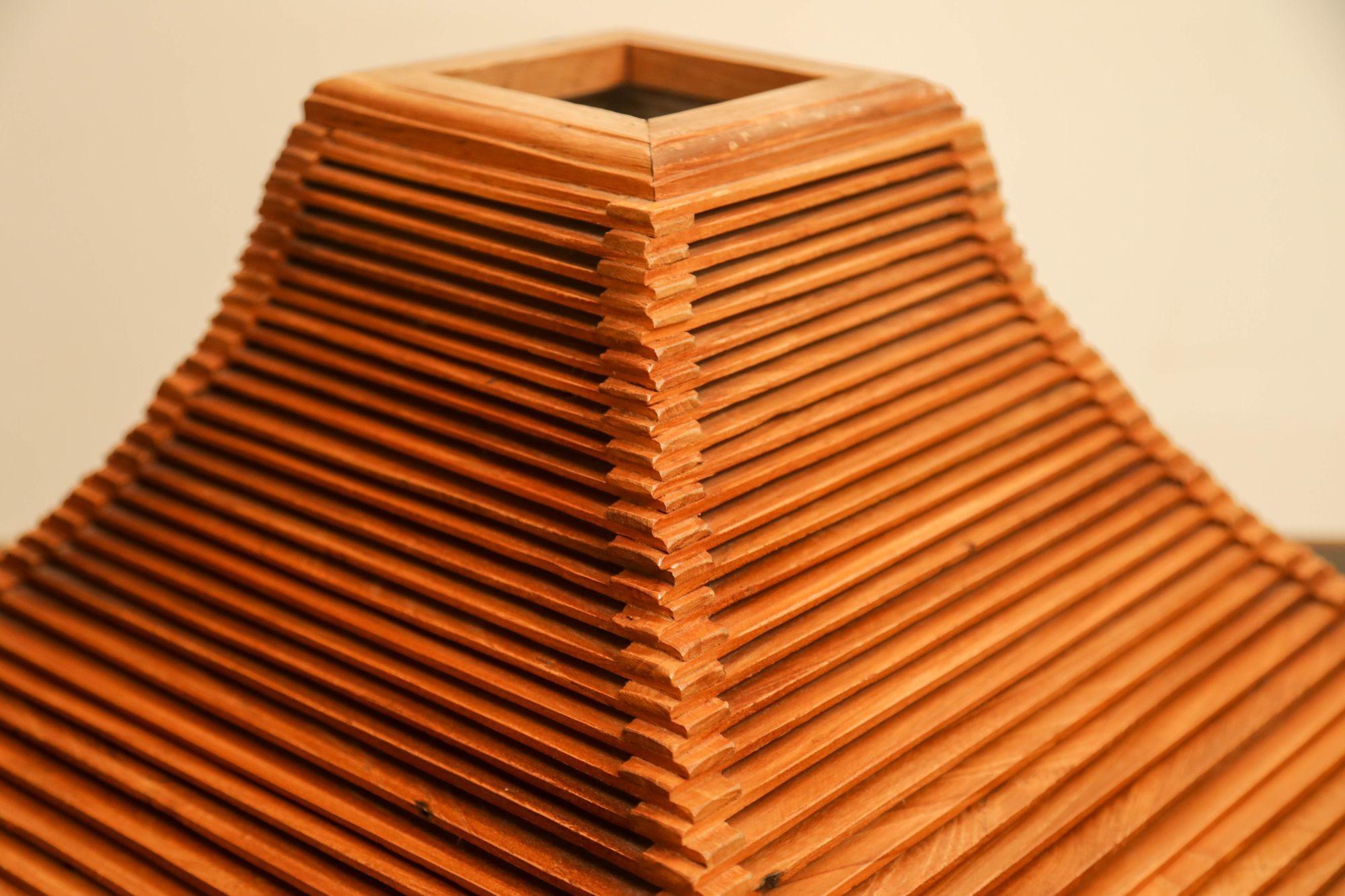 20th Century Vintage Asian Wood Table Lamps Handcrafted in Japan For Sale