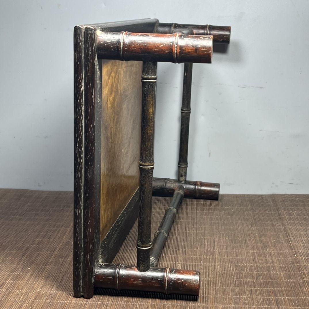 Asiatischer Holz-Teetisch im Vintage-Stil mit goldenem Camphor-Paneel im Angebot 1