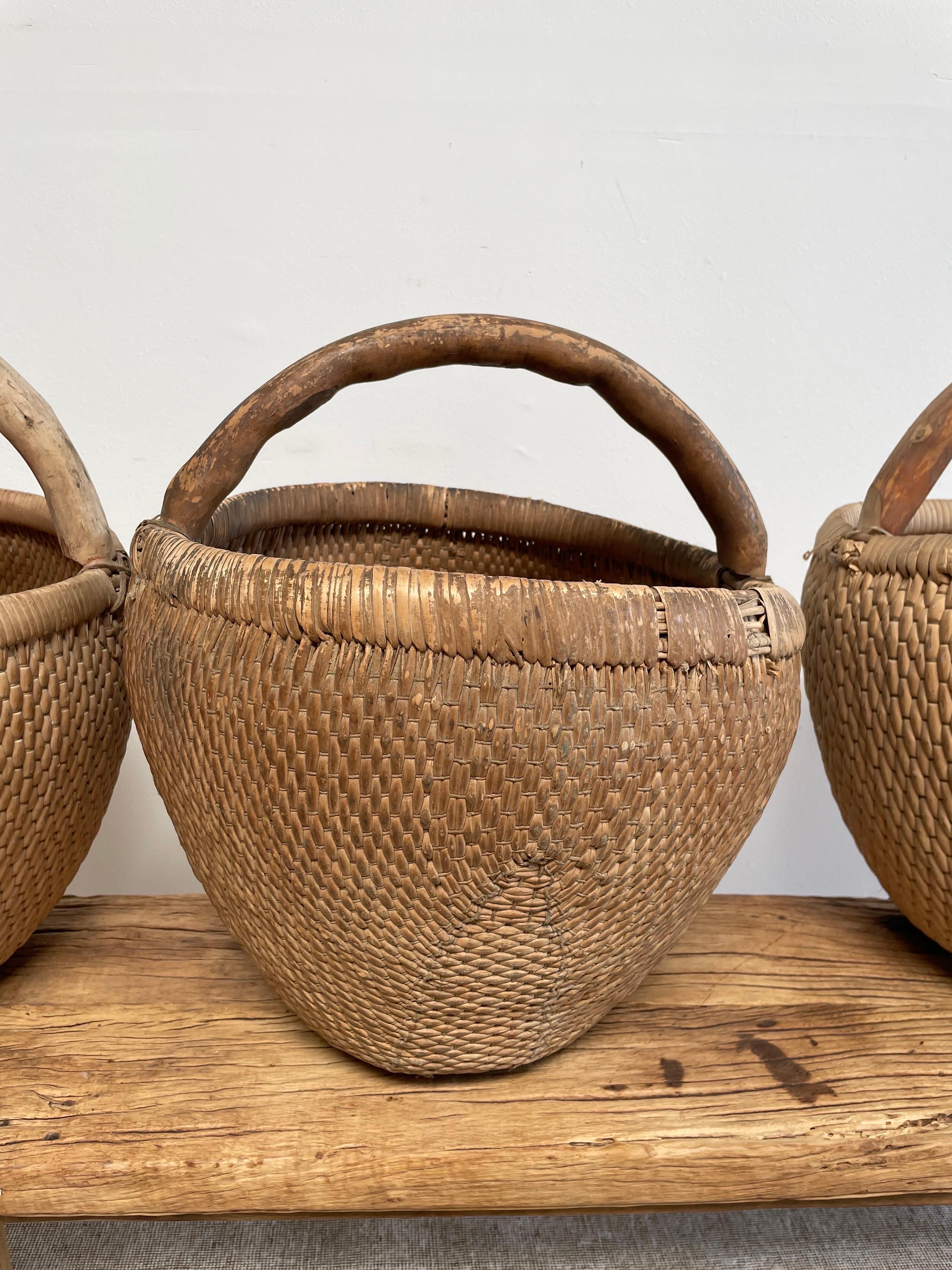 Vintage Asian Woven Baskets In Good Condition For Sale In Brea, CA