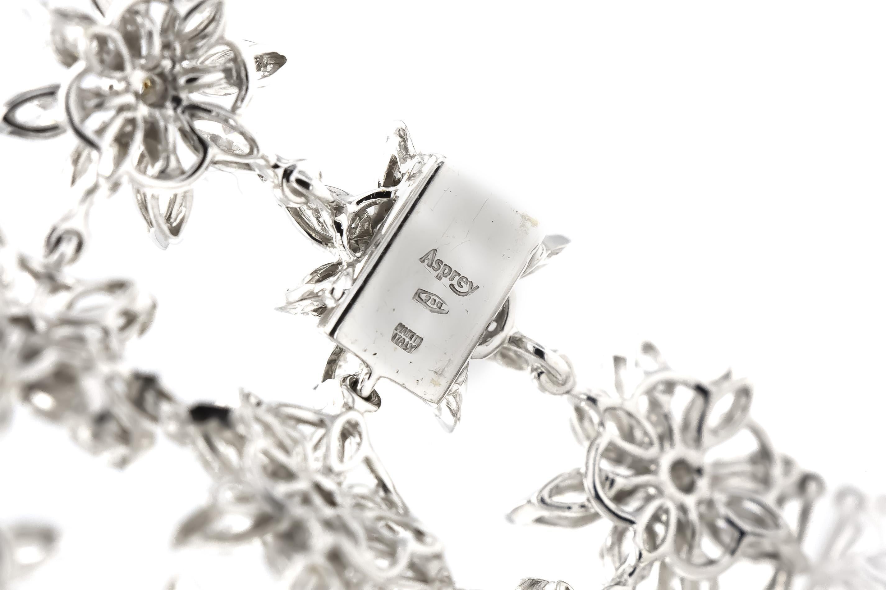Vintage Asprey Flower Diamond Bracelet In Good Condition For Sale In New York, NY