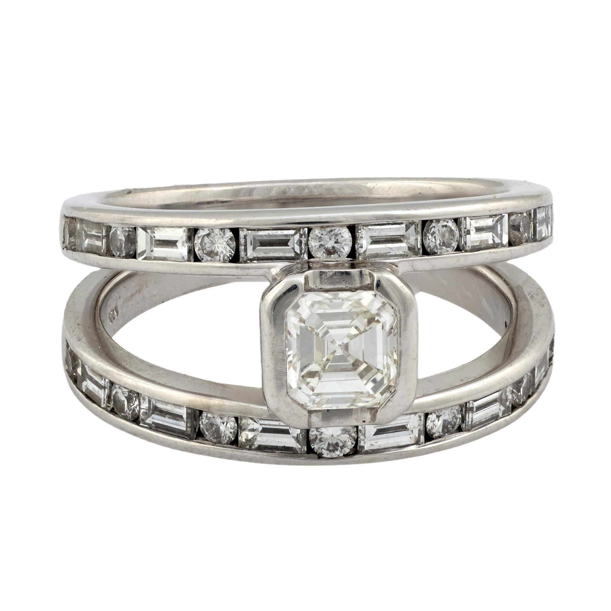Moderno Anello a doppia fascia in oro bianco 14 carati con diamante taglio Asscher vintage in vendita