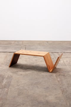 Table basse asymétrique vintage avec porte-revues des années 1970, Italie
