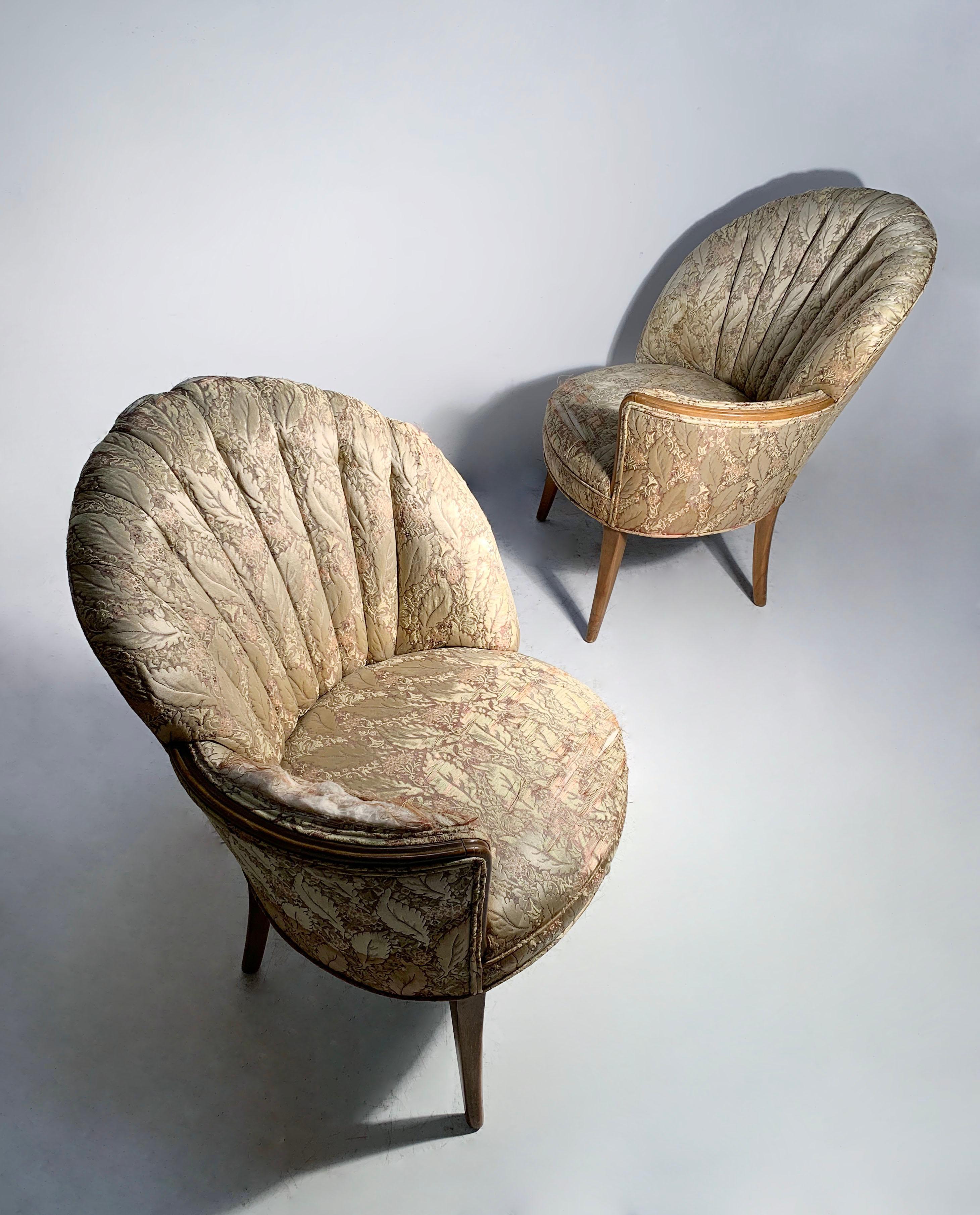American Vintage Hollywood Regency Art Deco Fan / Shell - Back Chairs - Grosfeld House For Sale