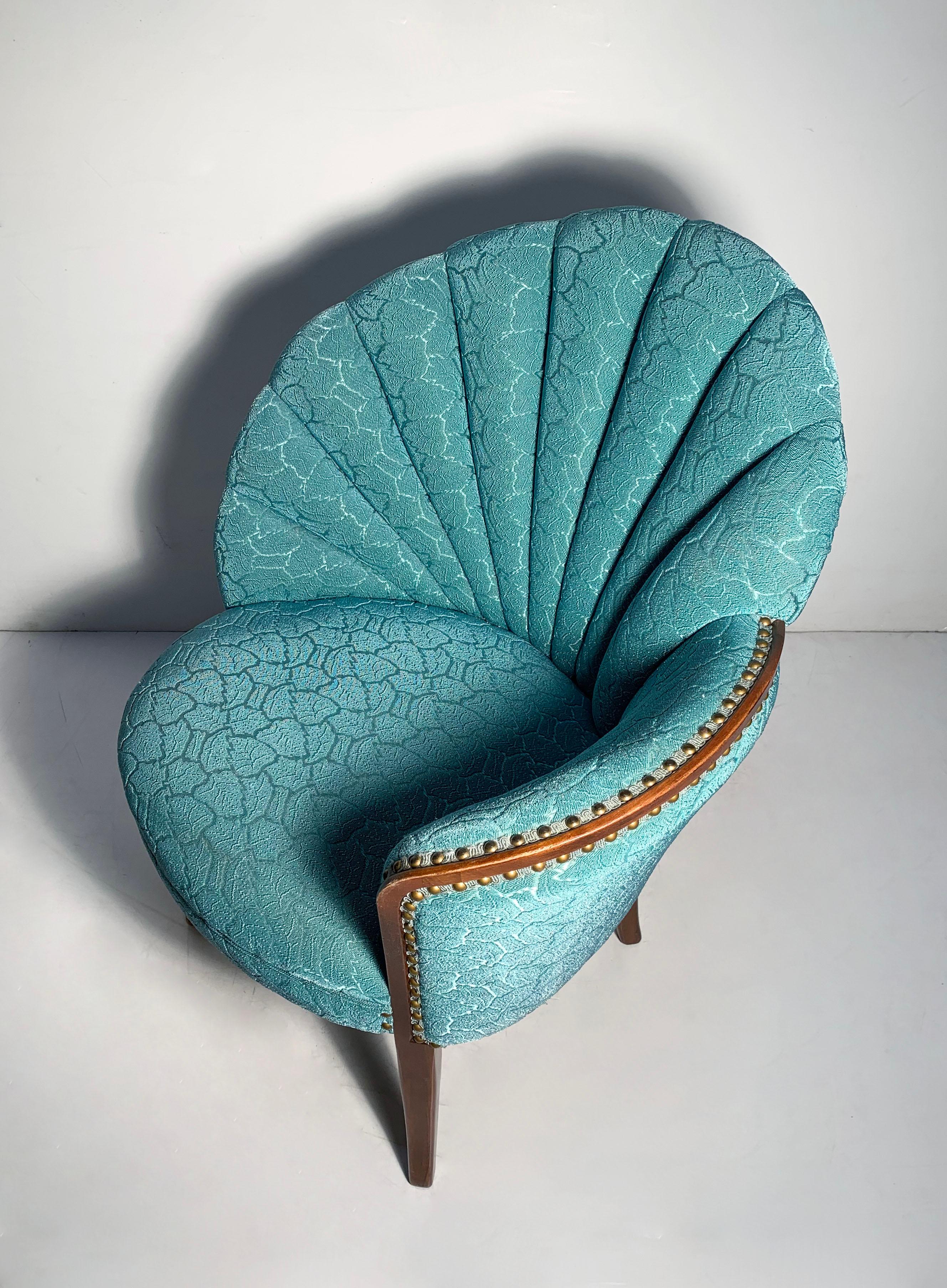 Vintage Hollywood Regency Art Deco Fan Shell - Back Chairs - Grosfeld House In Good Condition For Sale In Chicago, IL
