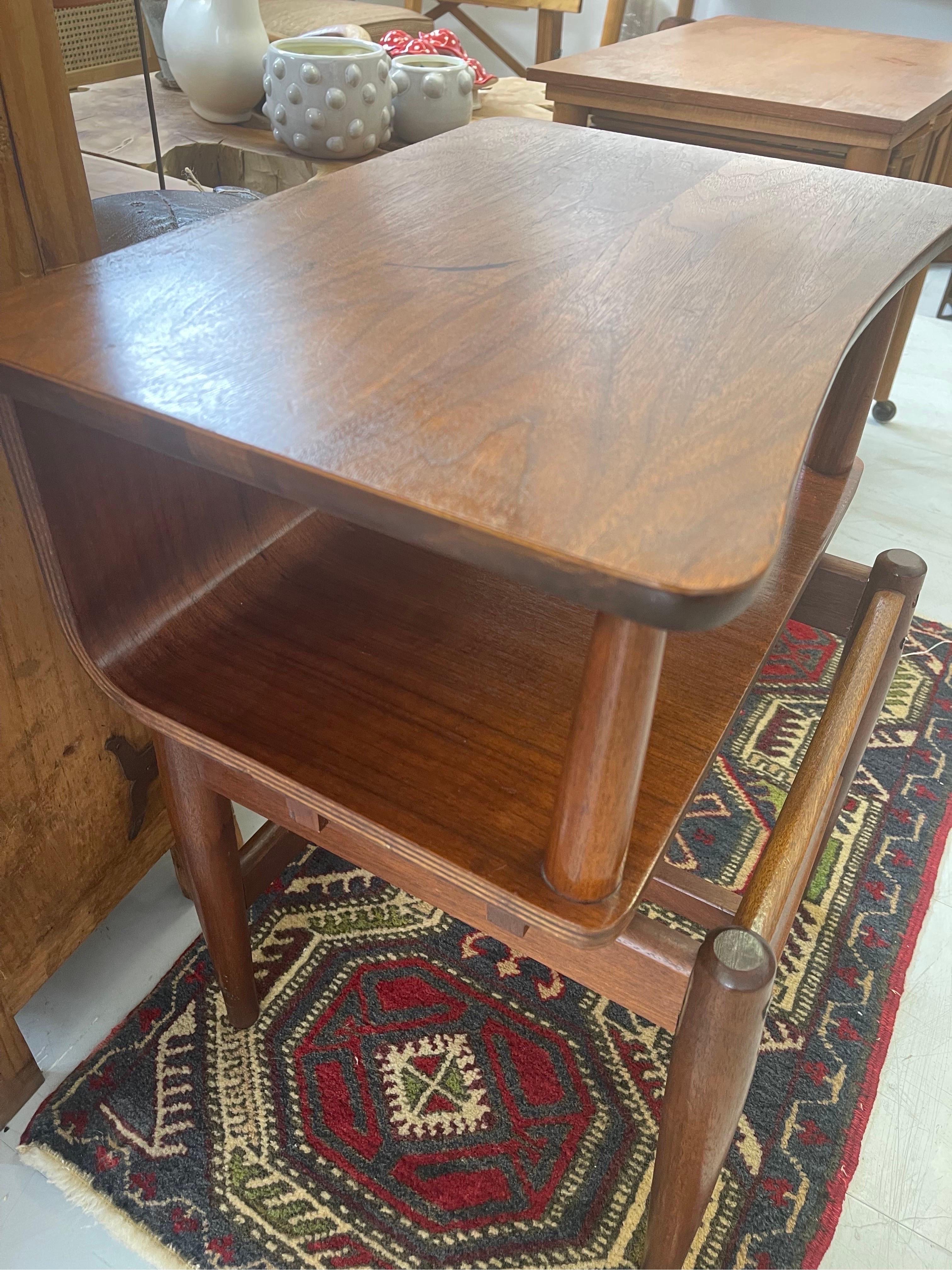 Late 20th Century Vintage Atomic Mid-Century Modern Style Accent Table For Sale