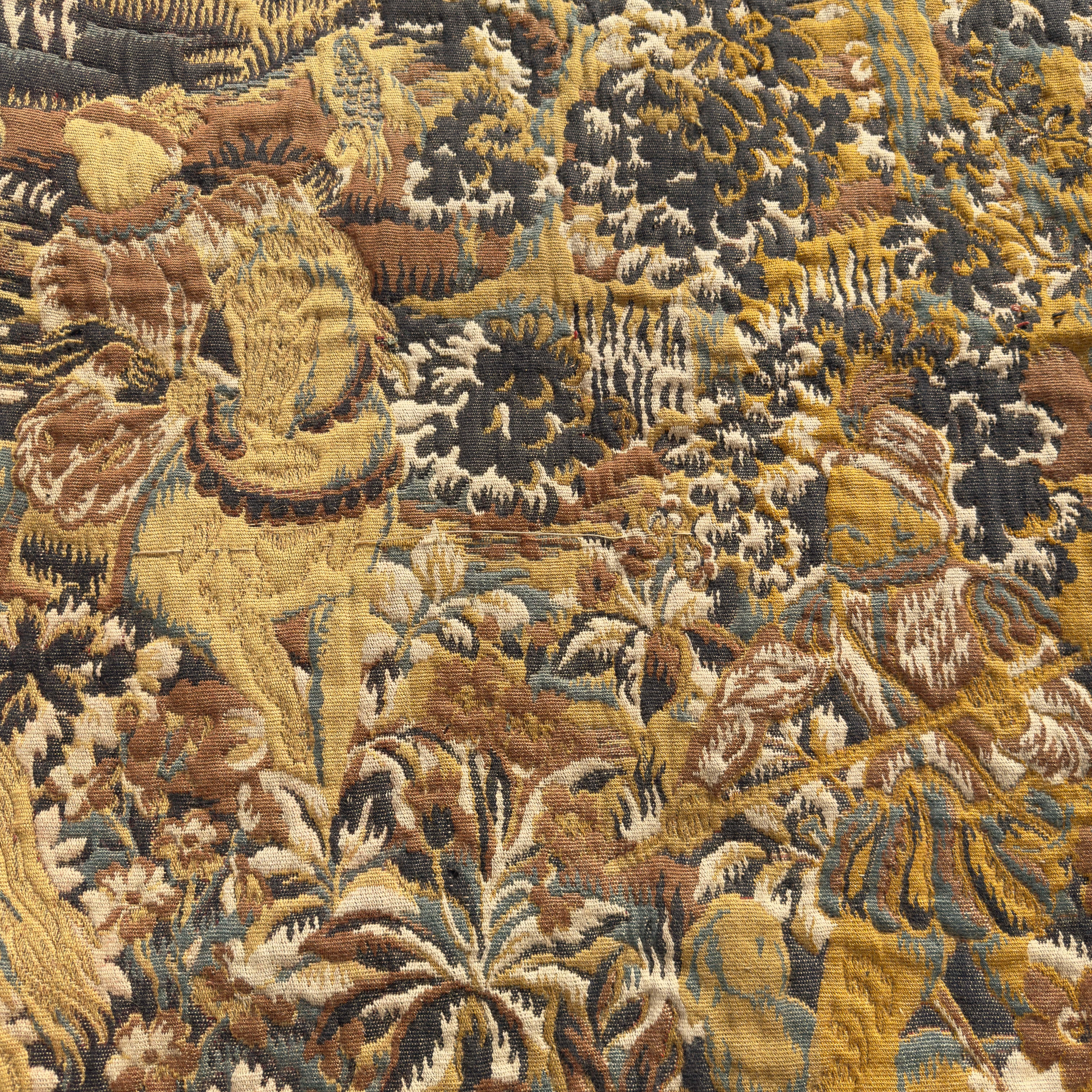 Tapisserie française vintage de style Aubusson en jacquard poinçonné des années 1940 en vente 3