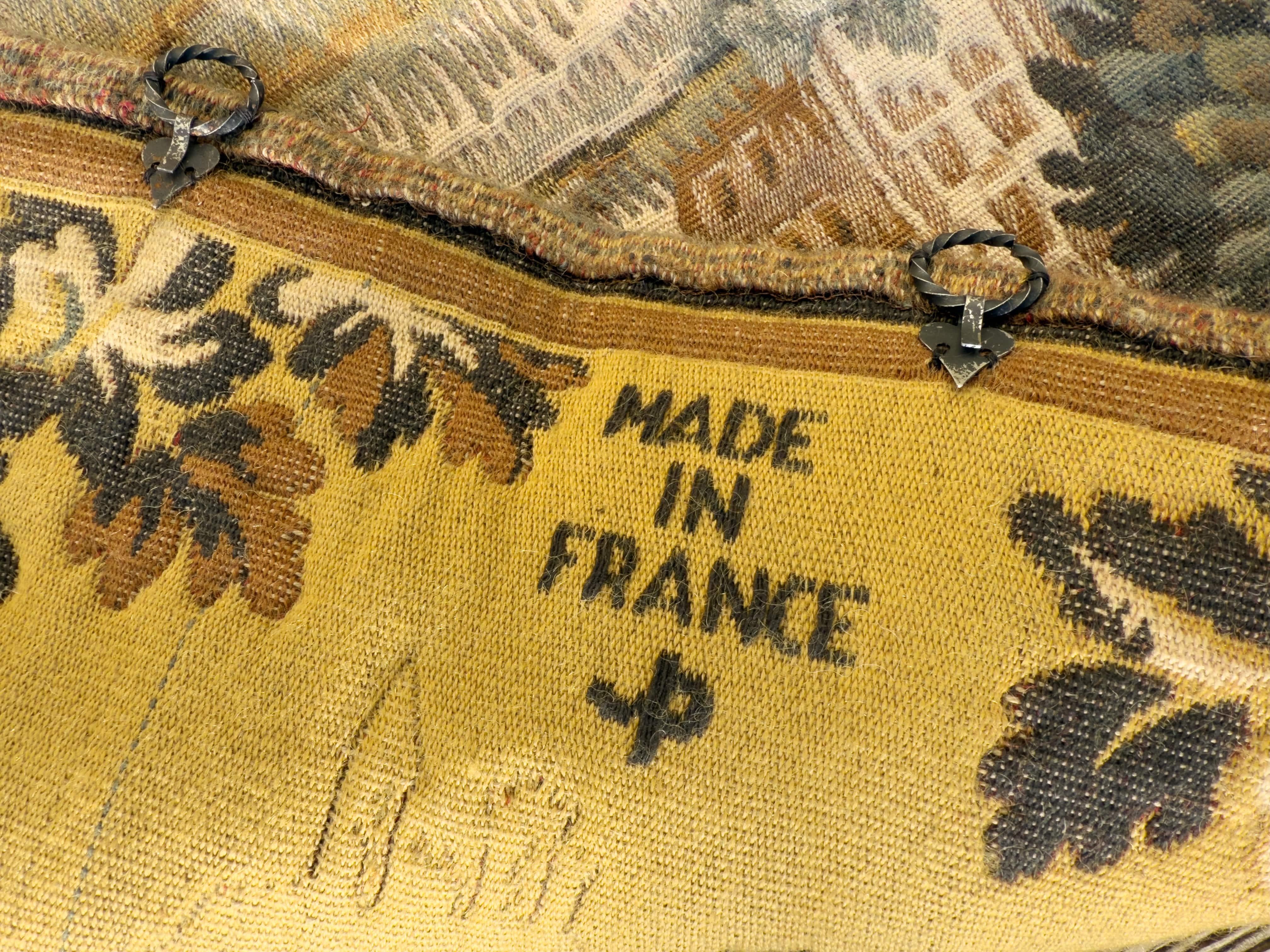 Tapisserie française vintage de style Aubusson en jacquard poinçonné des années 1940 en vente 4