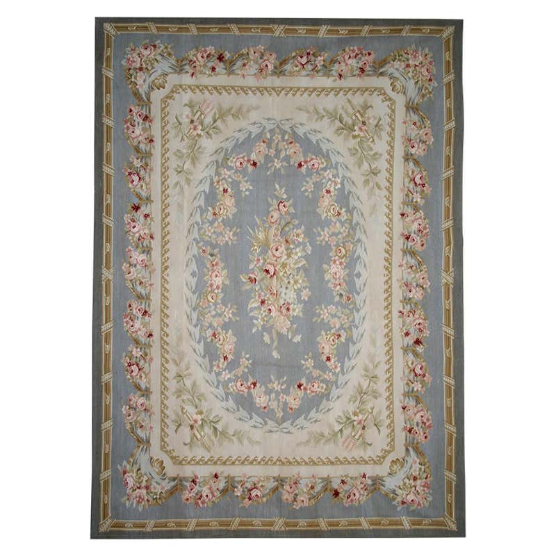 Vintage French Aubusson Rug with Regal Romantic Rococo Style For Sale ...