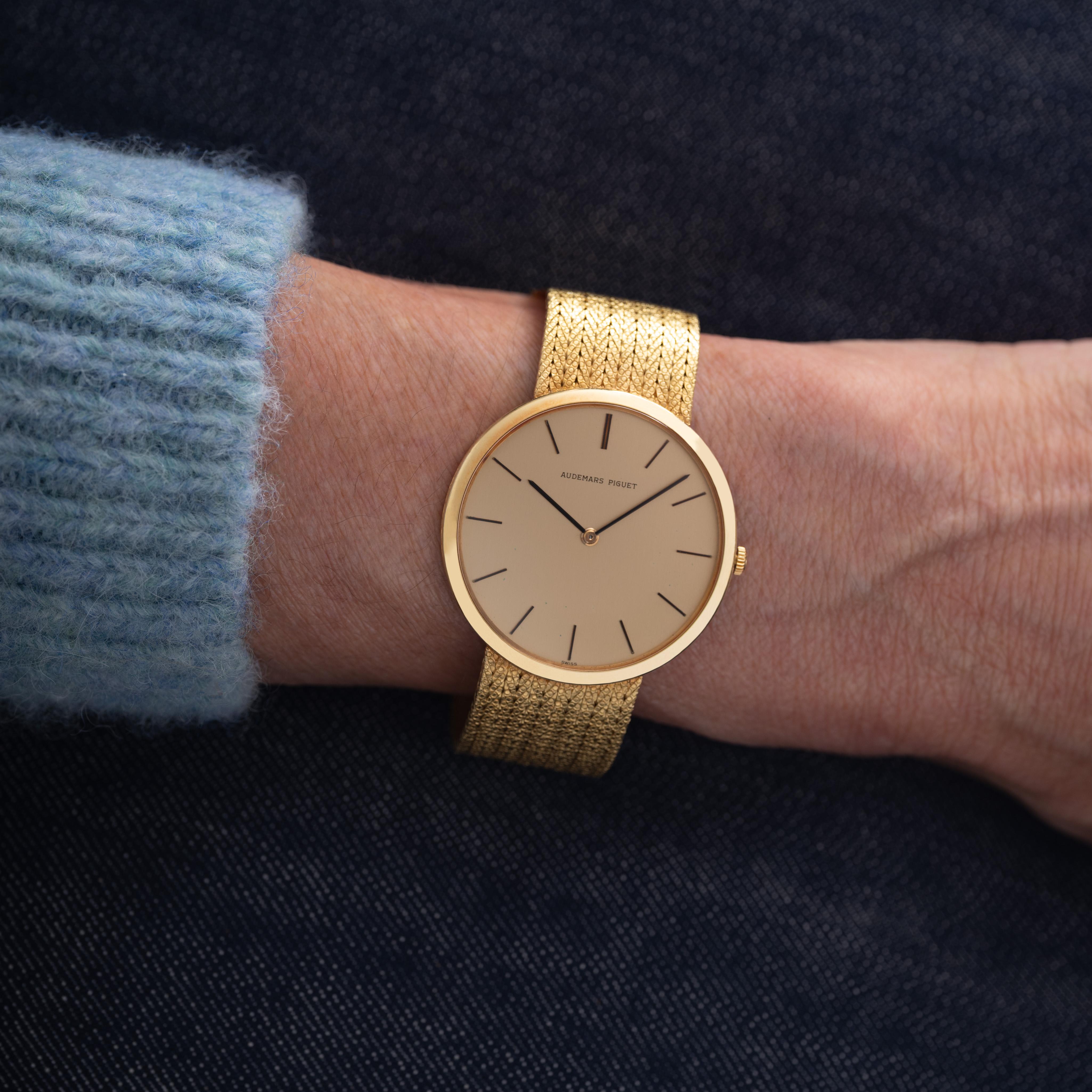 Audemars Piguet, montre vintage tissée à la main, en or jaune 18 carats, 34 mm en vente 3