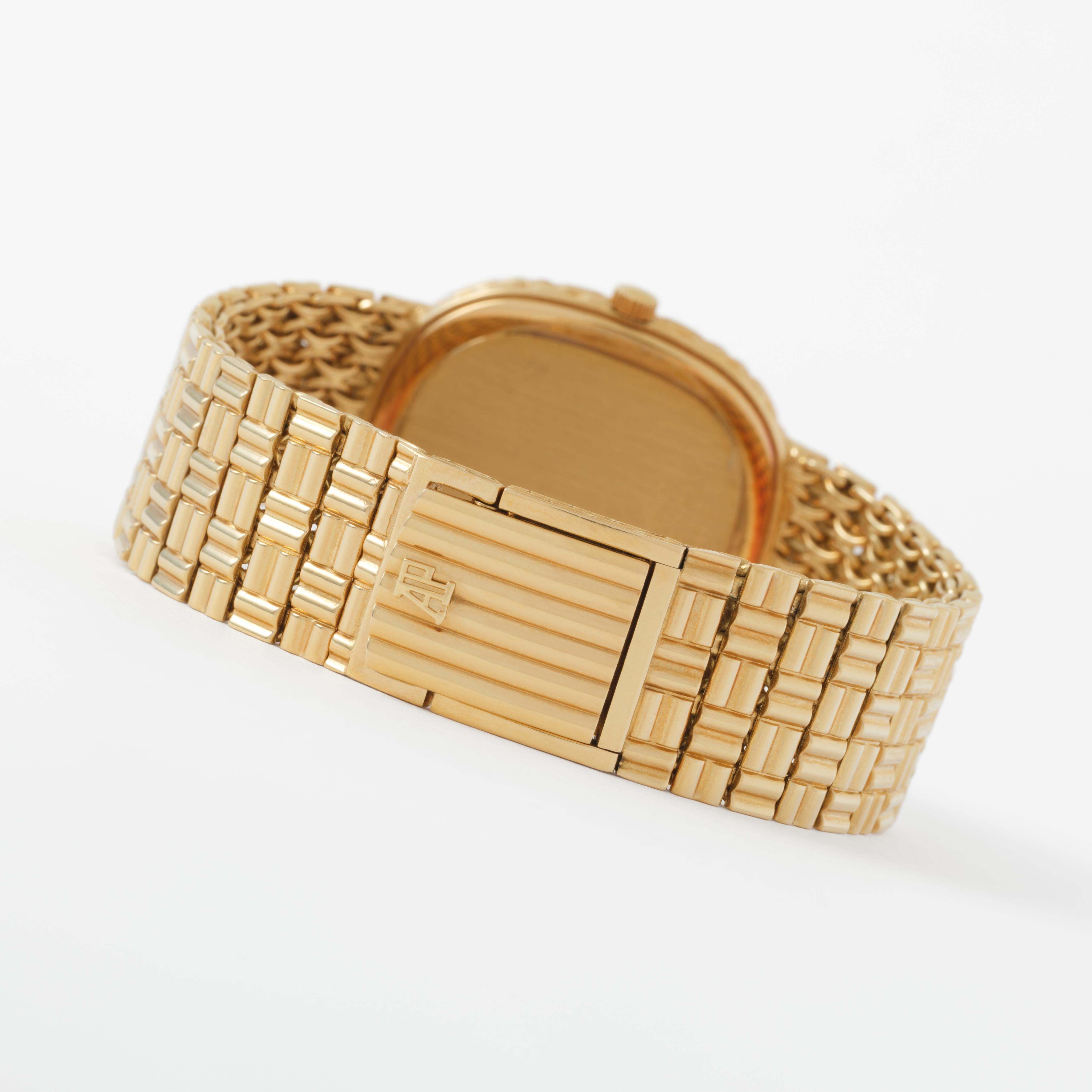 Vintage Audemars Piguet Bamboo 18 Karat Yellow Gold Model BA4647/903 For Sale 1