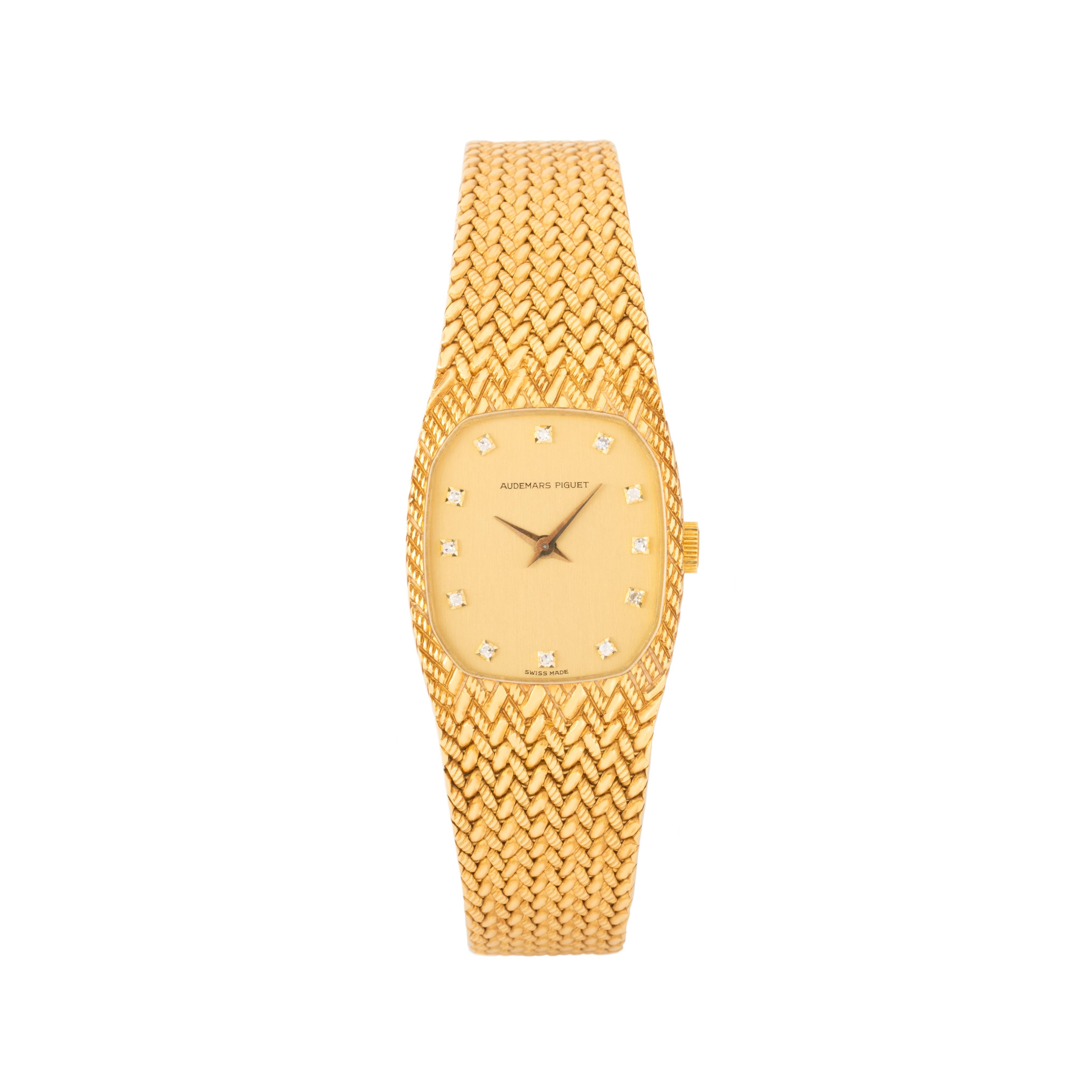 Vintage Audemars Piguet 18k Yellow Gold Cobra Model 624 
Diamond Time Markers
Manual Movement
7