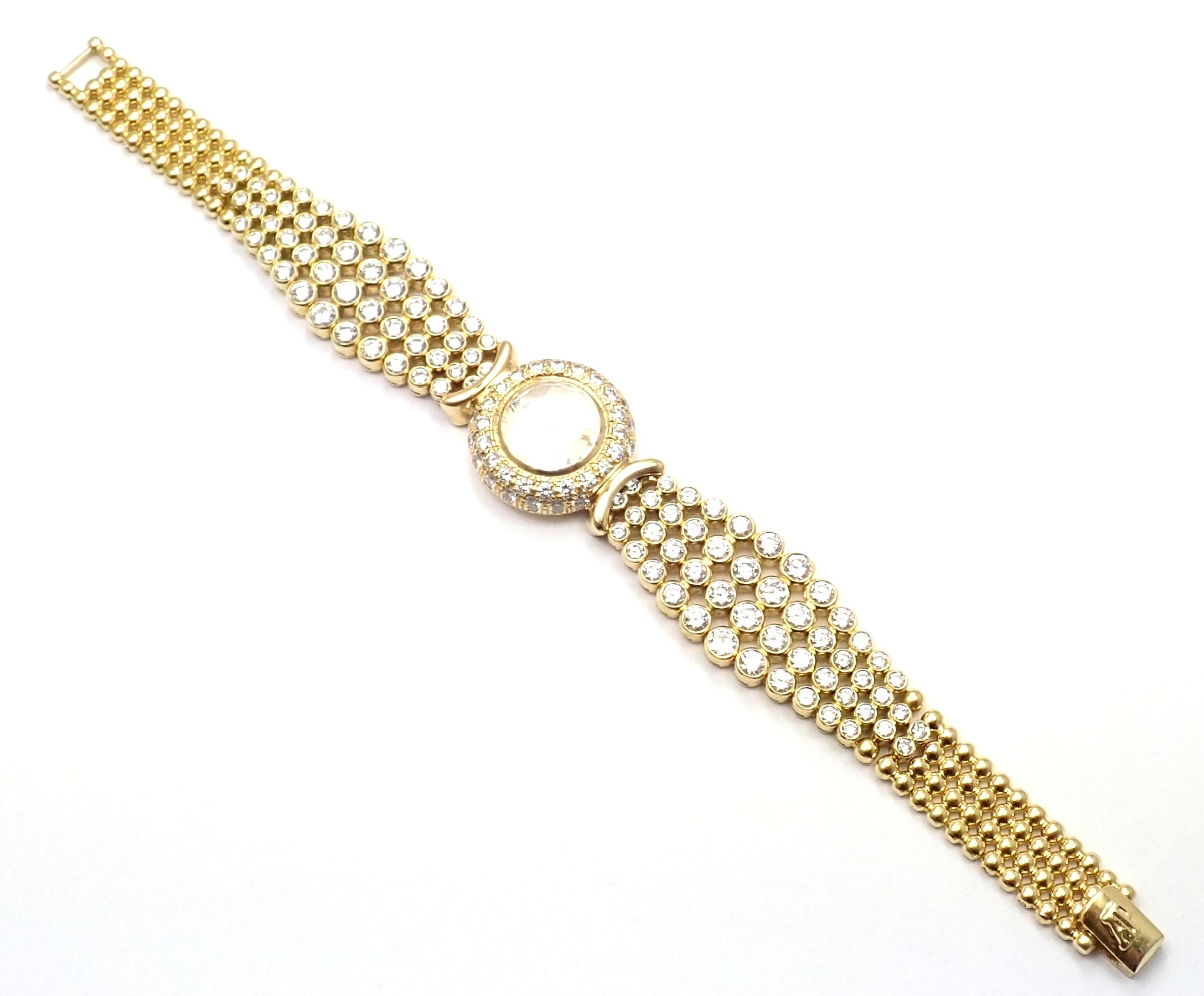 Taille brillant Audemars Piguet Montre vintage pour femme en or jaune avec diamants de 8 carats en vente