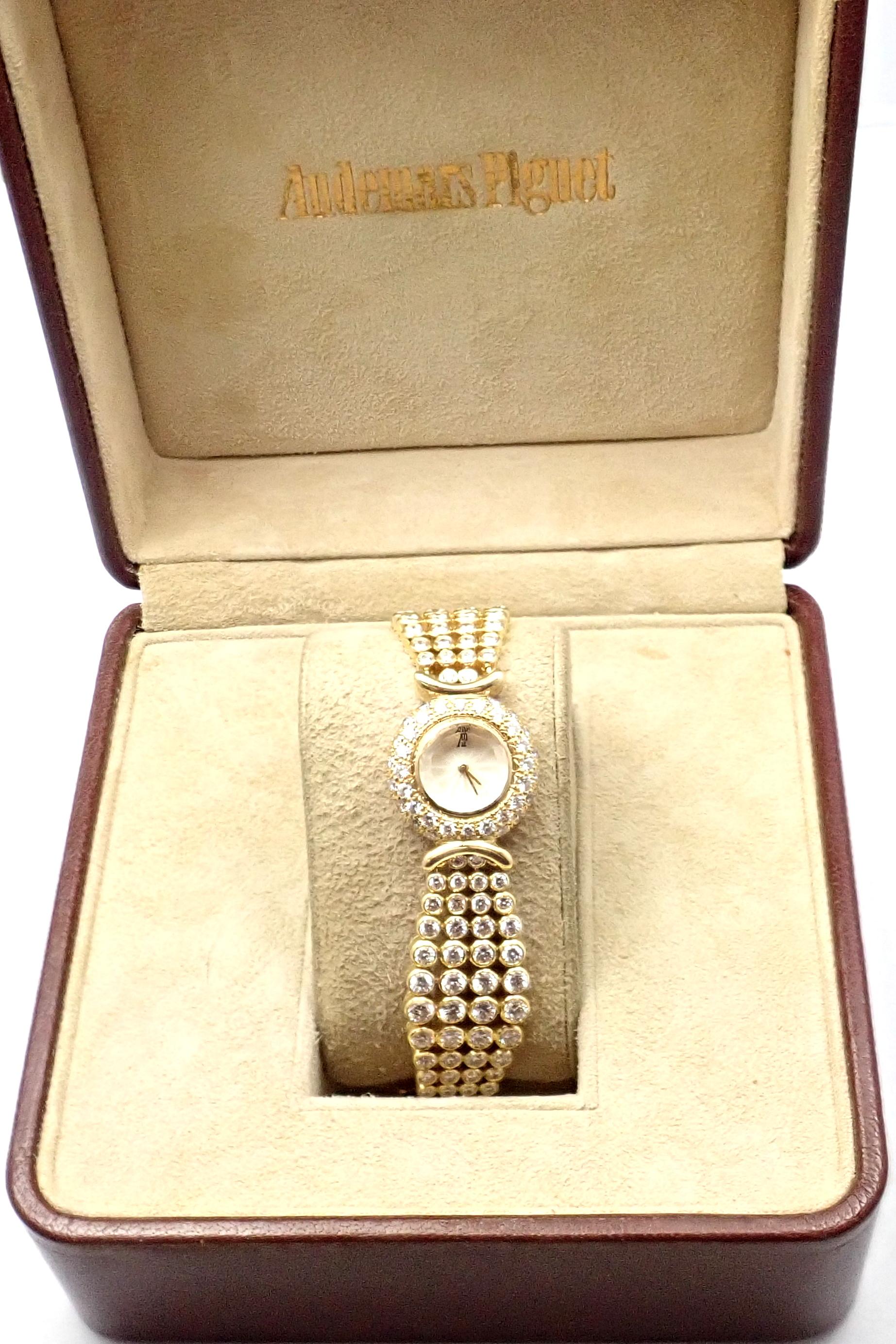 Audemars Piguet Montre vintage pour femme en or jaune avec diamants de 8 carats Excellent état - En vente à Holland, PA