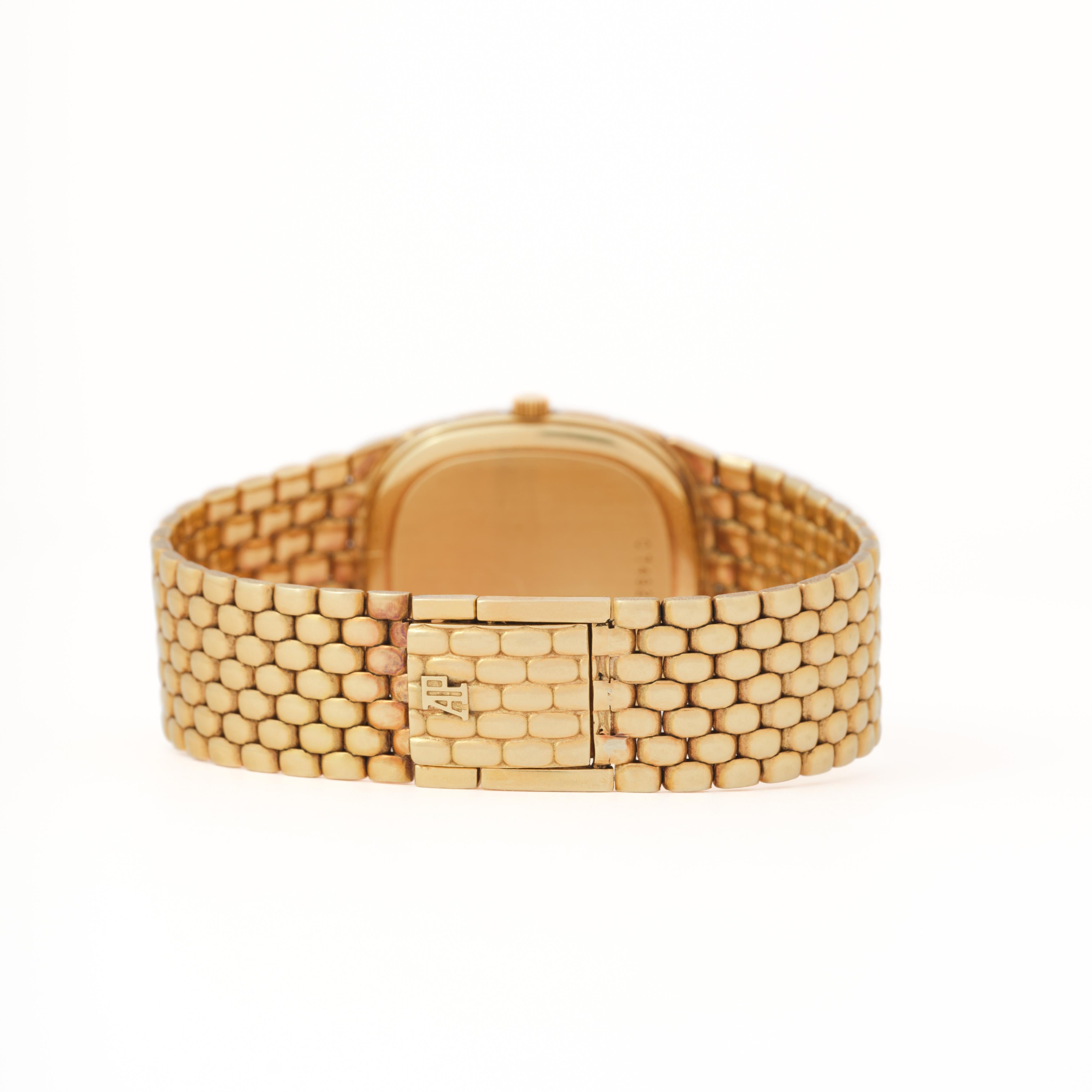 Women's or Men's Vintage Audemars Piguet Cobra 18 Karat Yellow Gold Watch For Sale