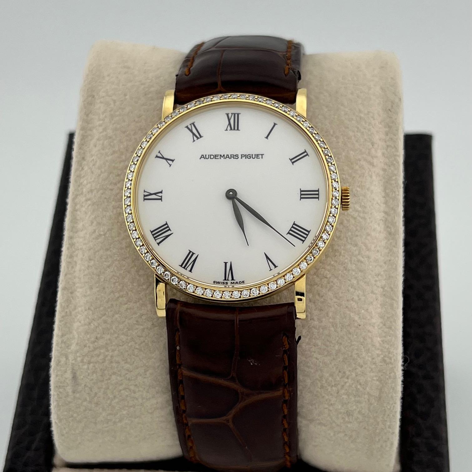 Women's or Men's Vintage Audemars Piguet Extra Flat 14273 31mm 18k Gold Factory Diamond Bezel For Sale