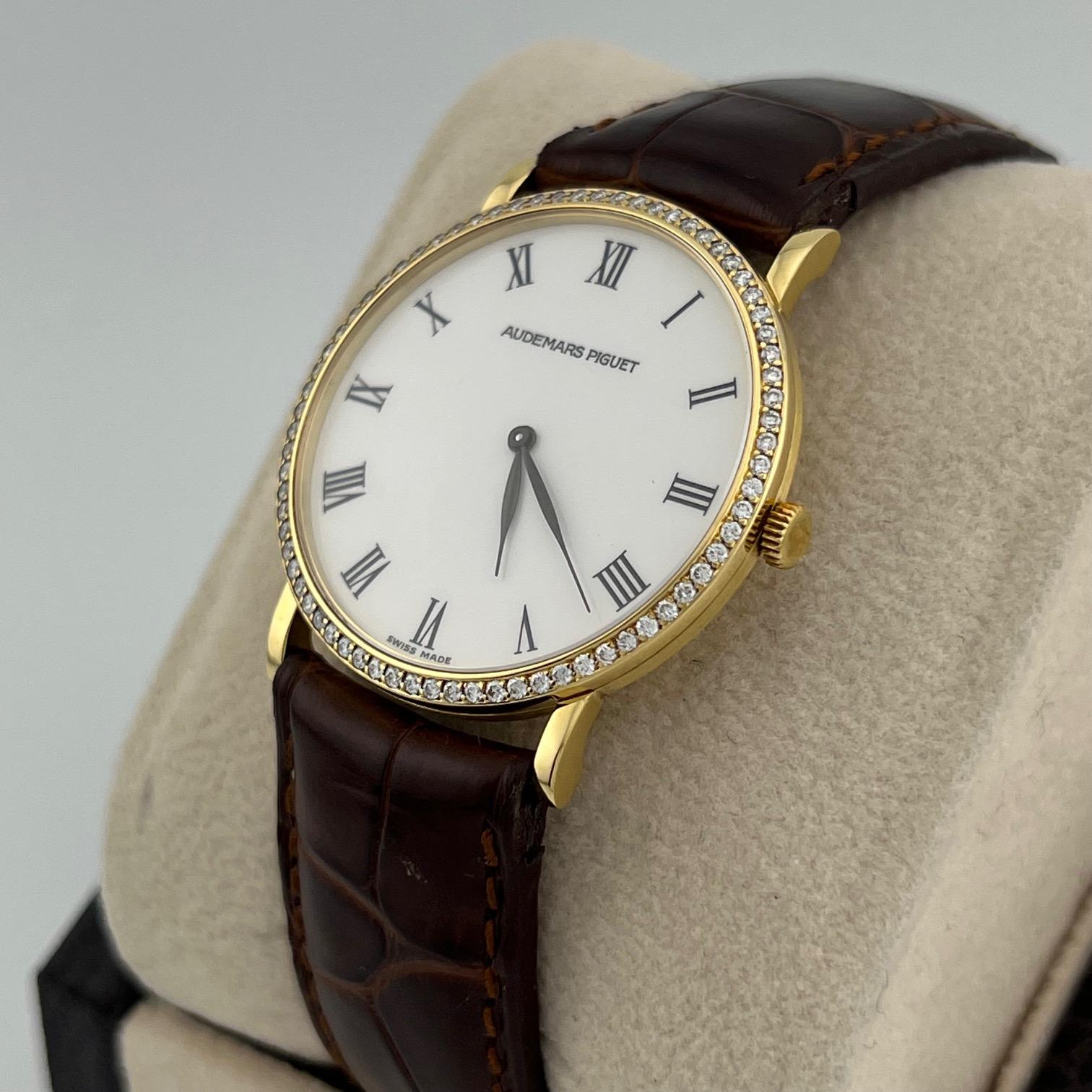 Vintage Audemars Piguet Extra Flat 14273 31mm 18k Gold Factory Diamond Bezel For Sale 2