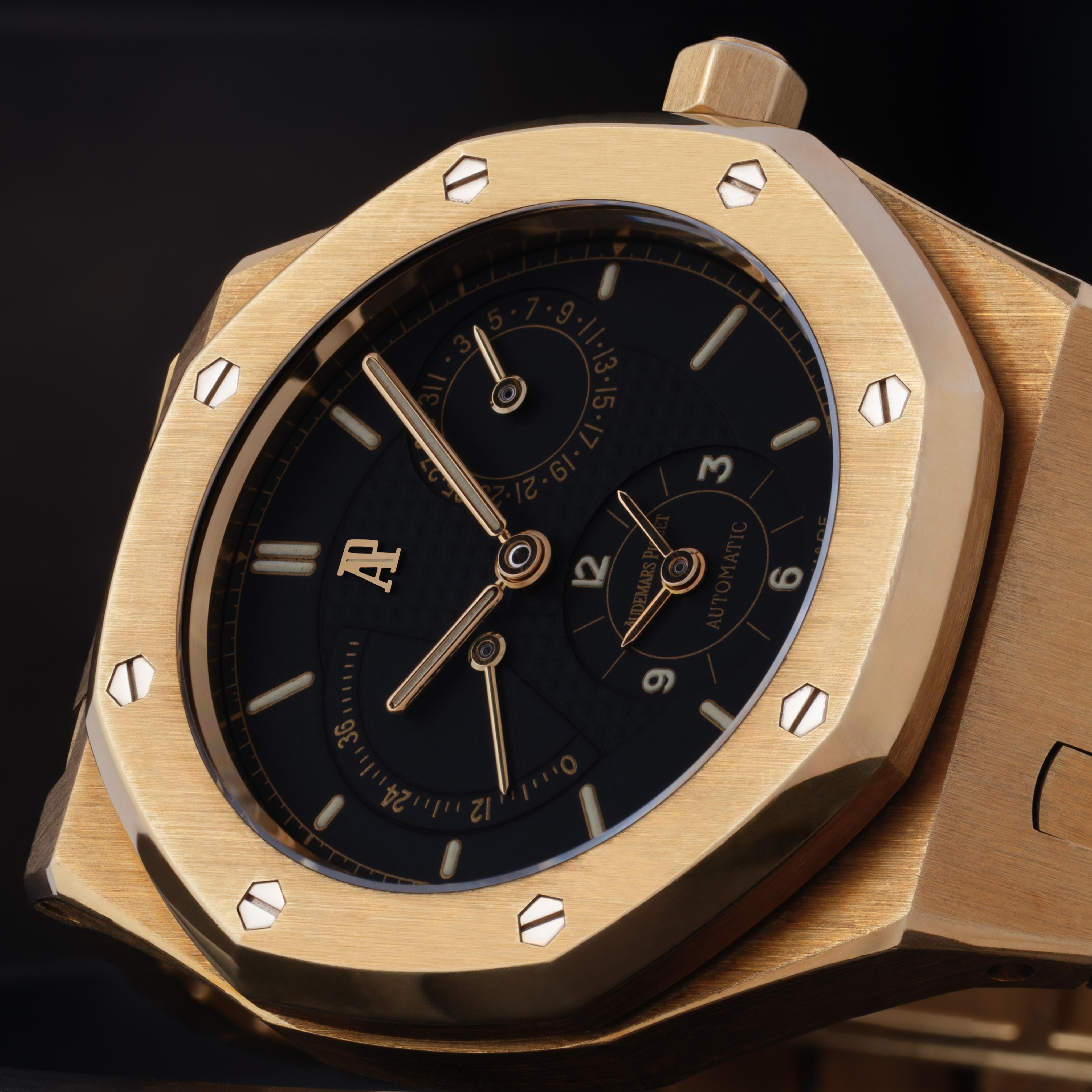 Modern Vintage Audemars Piguet Model 25730BA 18 Karat Yellow Gold Automatic Papers For Sale
