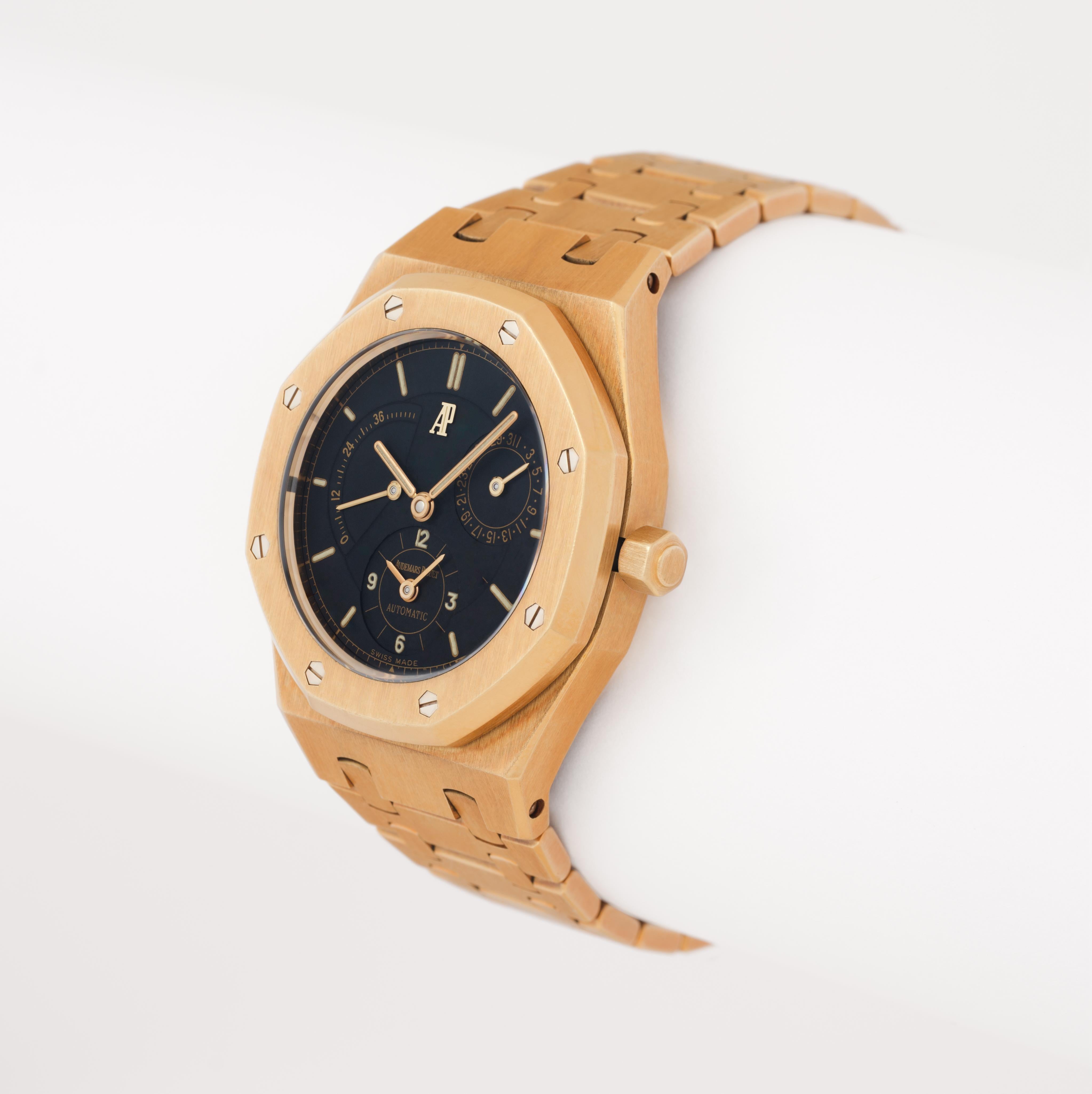 Women's or Men's Vintage Audemars Piguet Model 25730BA 18 Karat Yellow Gold Automatic Papers For Sale