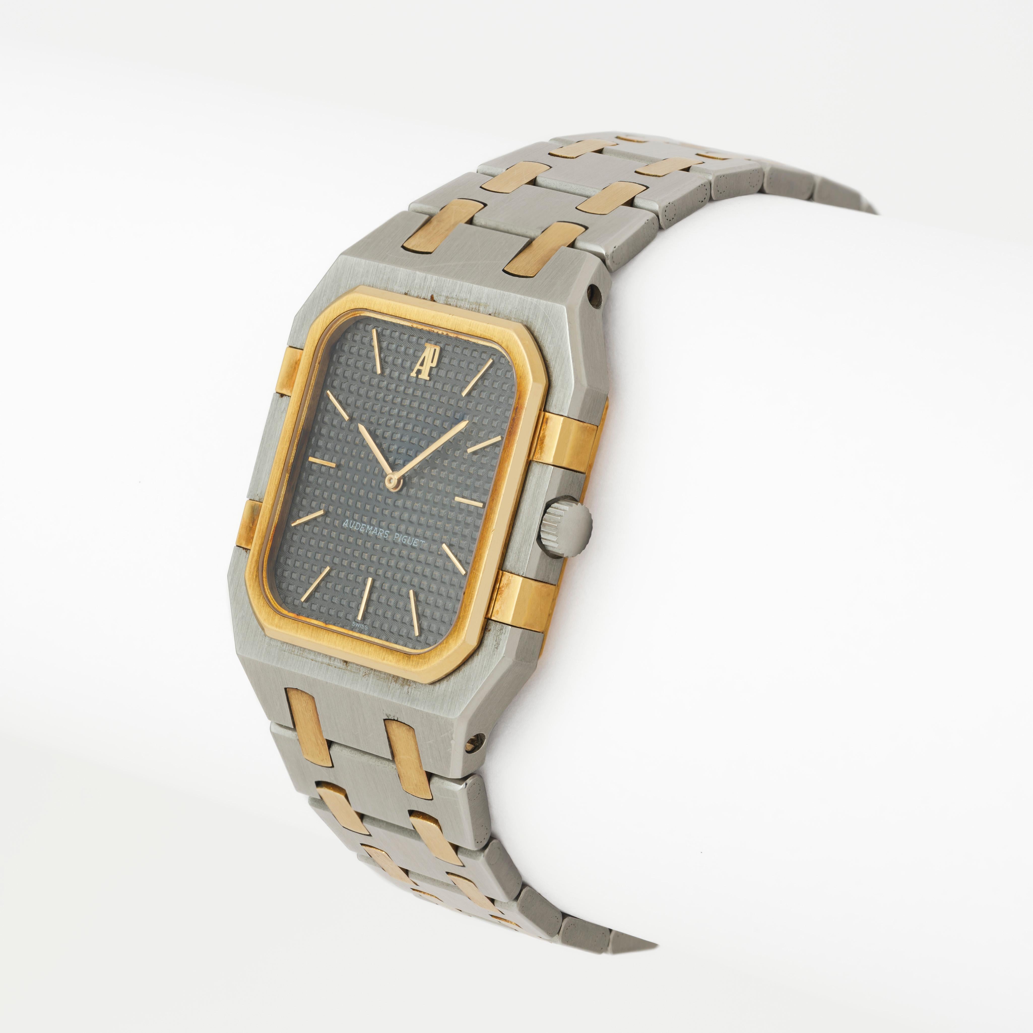 Femenino o masculino Vintage Audemars Piguet Royal Oak Modelo 56049SA Acero inoxidable Amarillo de 18 quilates en venta