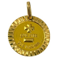 Vintage Augis 18k Gold Spanish Love Token Pendant Mas Que Ayer Menos Que Mañana