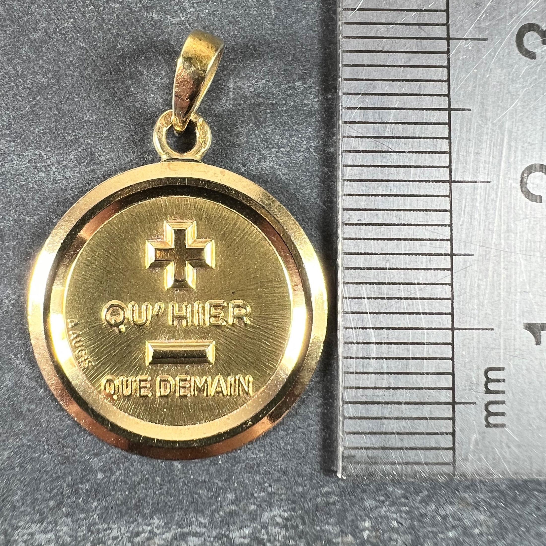 Vintage Augis More than Yesterday 18K Gelbgold Love Charm Anhänger, Vintage im Angebot 5