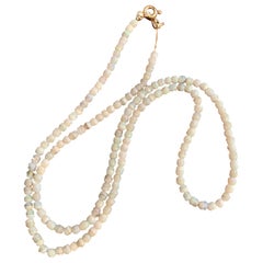 Vintage Australian Opal Halb Runde Perle Halskette mit 14 Karat Gelbgold Verschluss