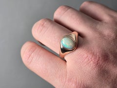 Vintage Australian Solid 2.0ct White Opal Cabochon Men’s Signet Ring in 9ct Gold