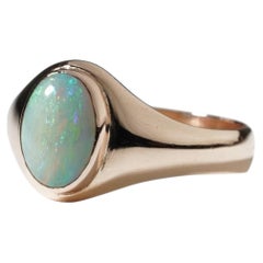 Vintage Australian Solid 2.0ct White Opal Cabochon Men’s Signet Ring in 9ct Gold