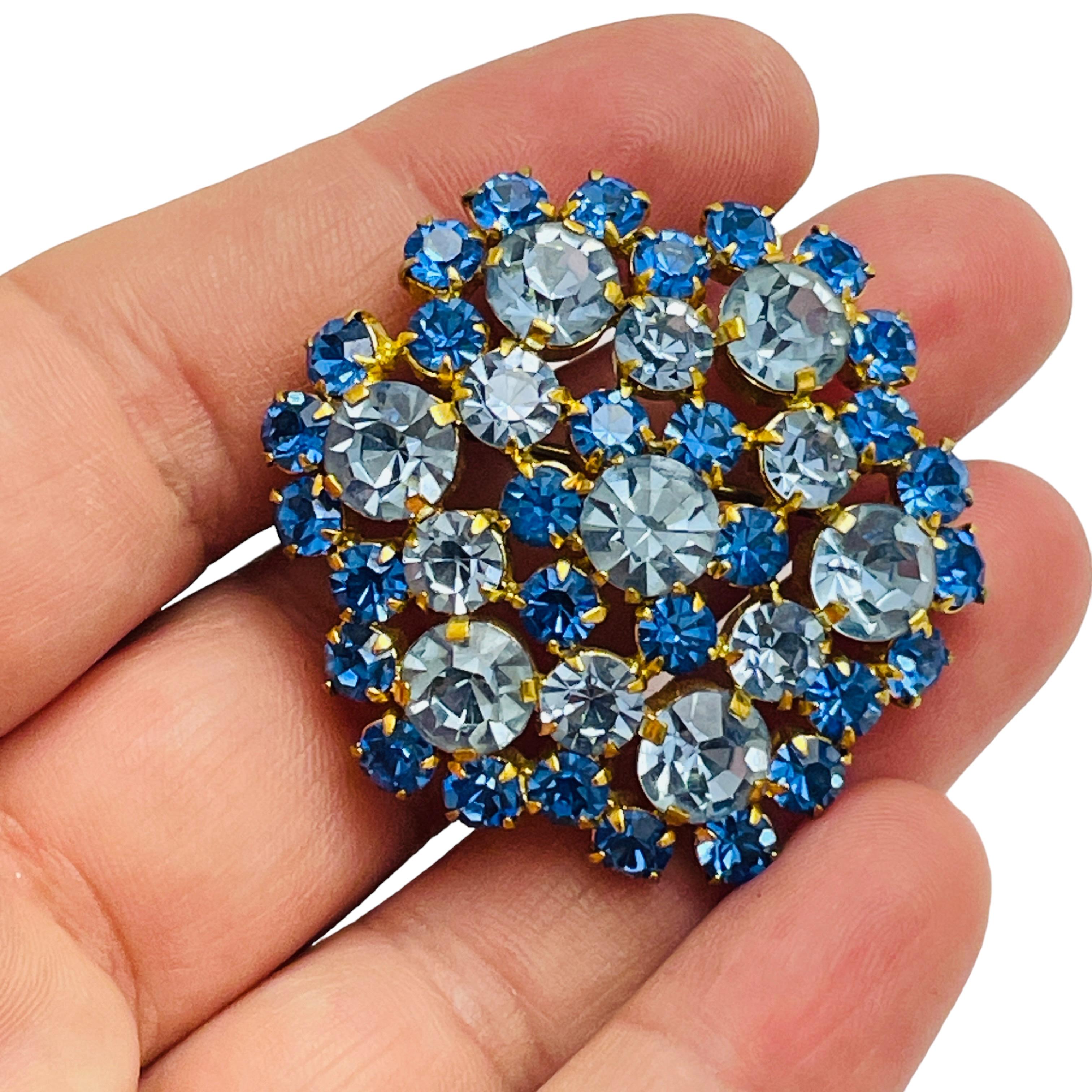 Women's Vintage AUSTRIA signed gold blue rhinestone designer brooch For Sale