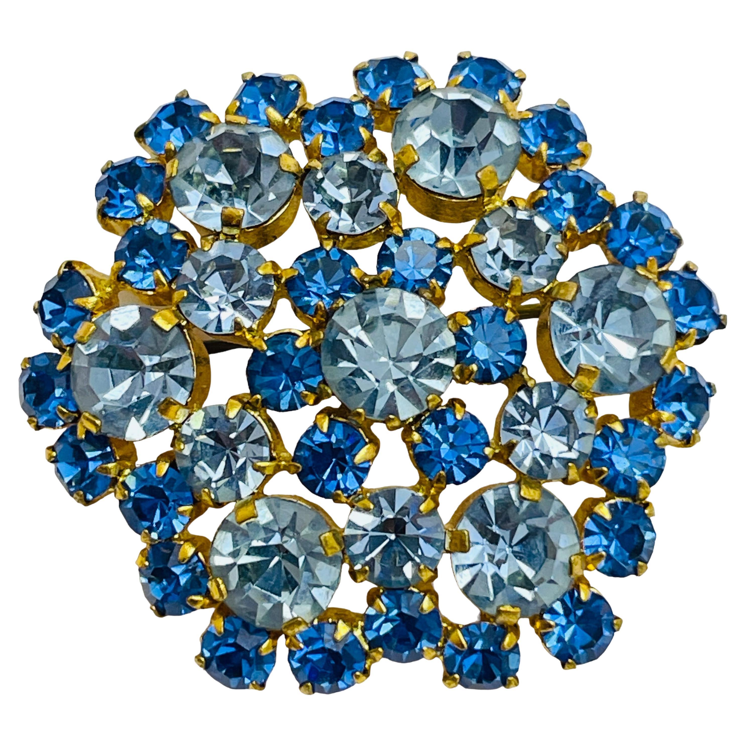 Vintage AUSTRIA signed gold blue rhinestone designer brooch For Sale
