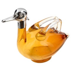 Carafe autrichienne vintage en verre soufflé à la main avec canard