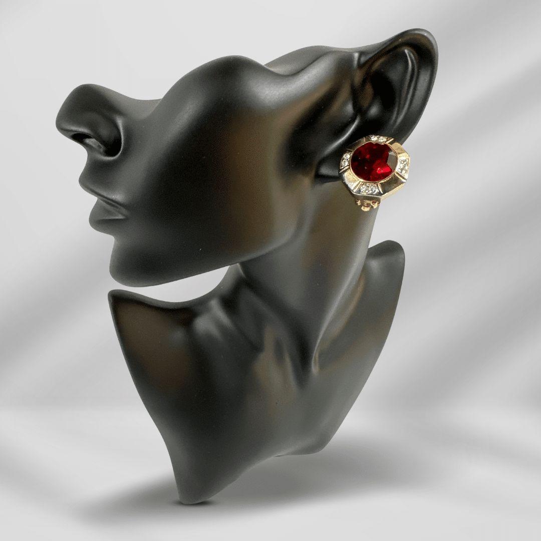 Vintage Austrian Red Cut Glass Clip on Earring In Excellent Condition For Sale In Jacksonville, FL