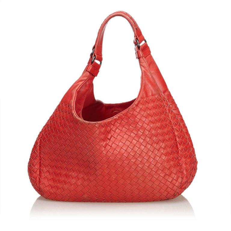Vintage Authentic Bottega Leather Intrecciato Campana Hobo Bag