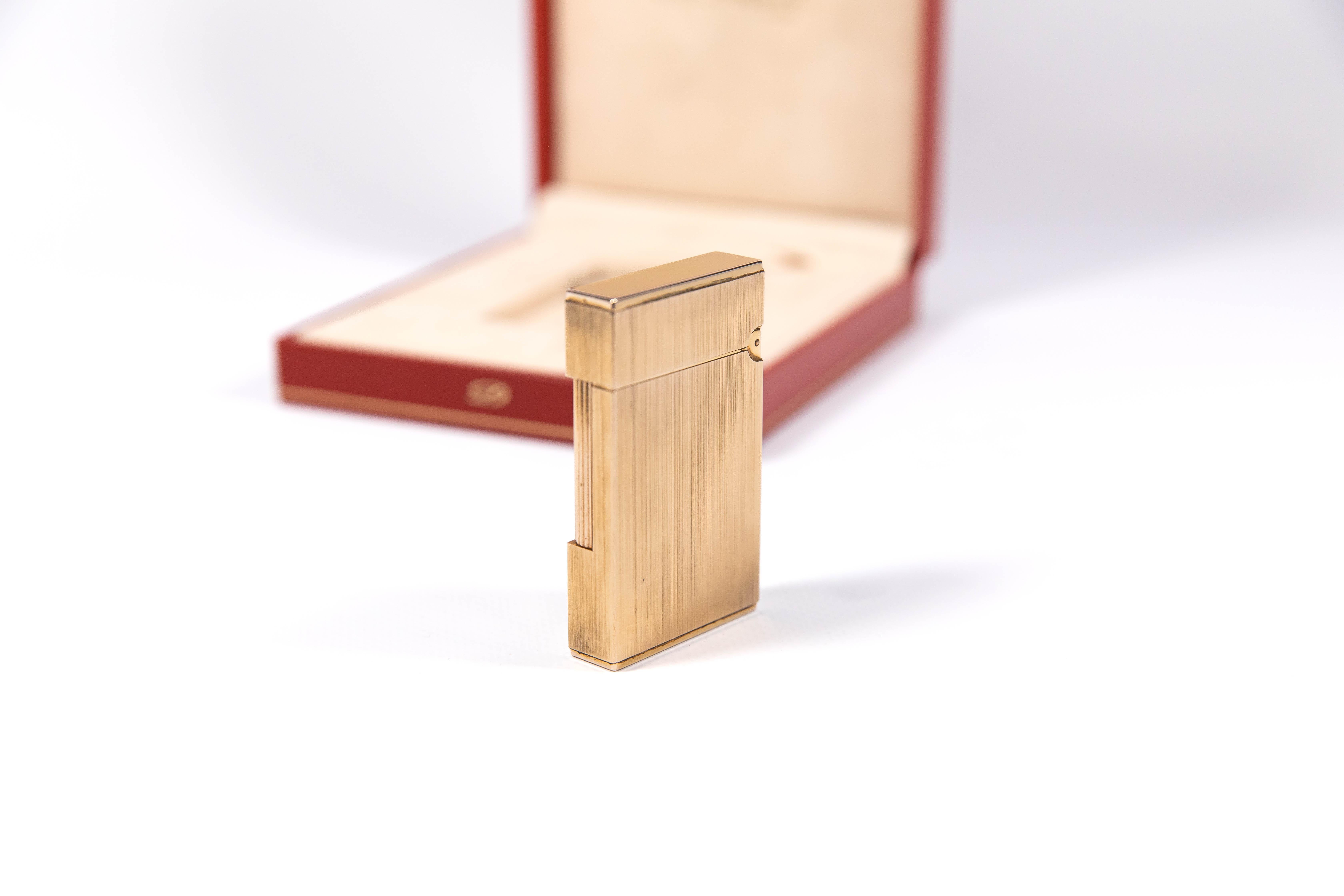 4fk12j8 dupont lighter
