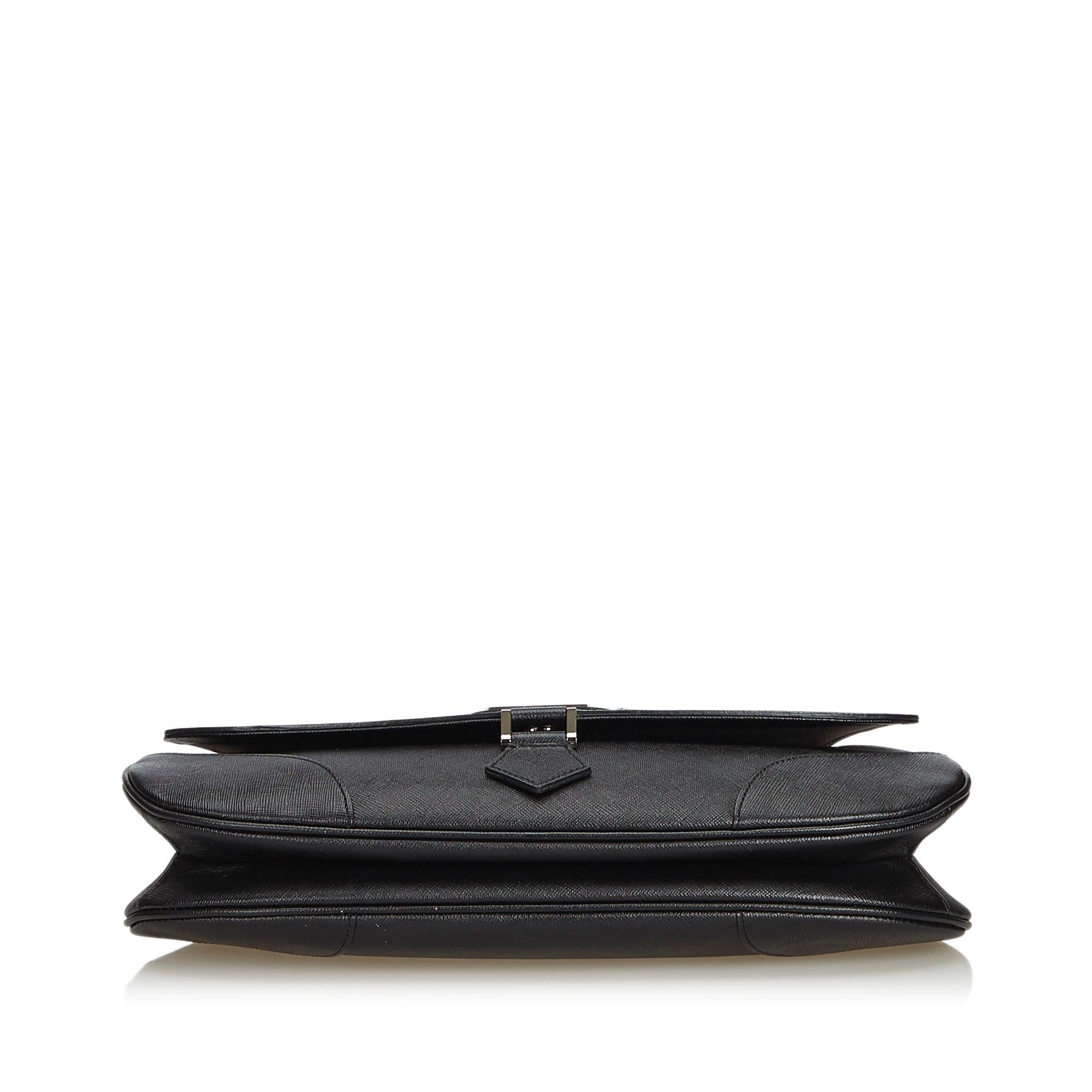 Women's Vintage Authentic Burberry Black Leather Handbag United Kingdom SMALL  For Sale