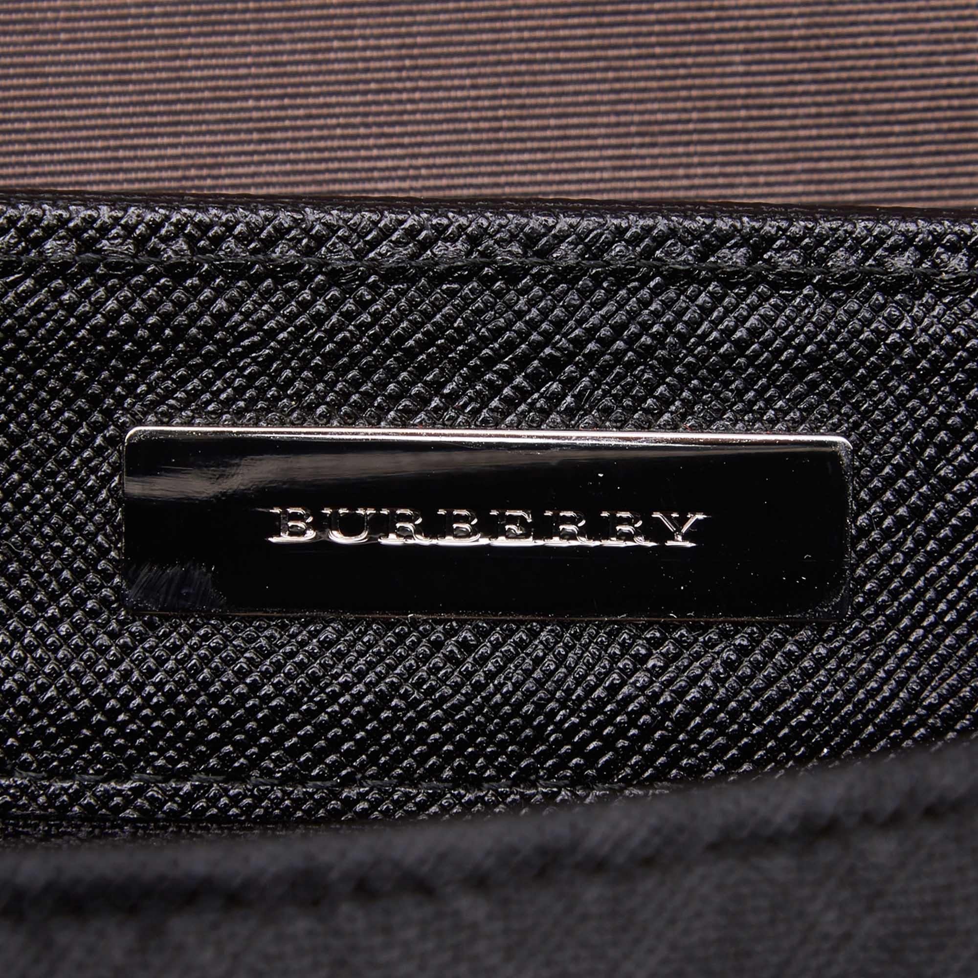 Vintage Authentic Burberry Black Leather Handbag United Kingdom SMALL  For Sale 2
