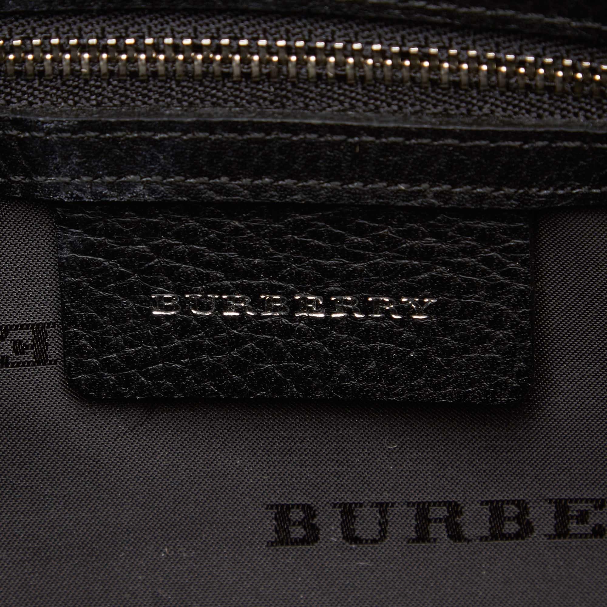 Vintage Authentic Burberry Black Shoulder Bag United Kingdom MEDIUM  2