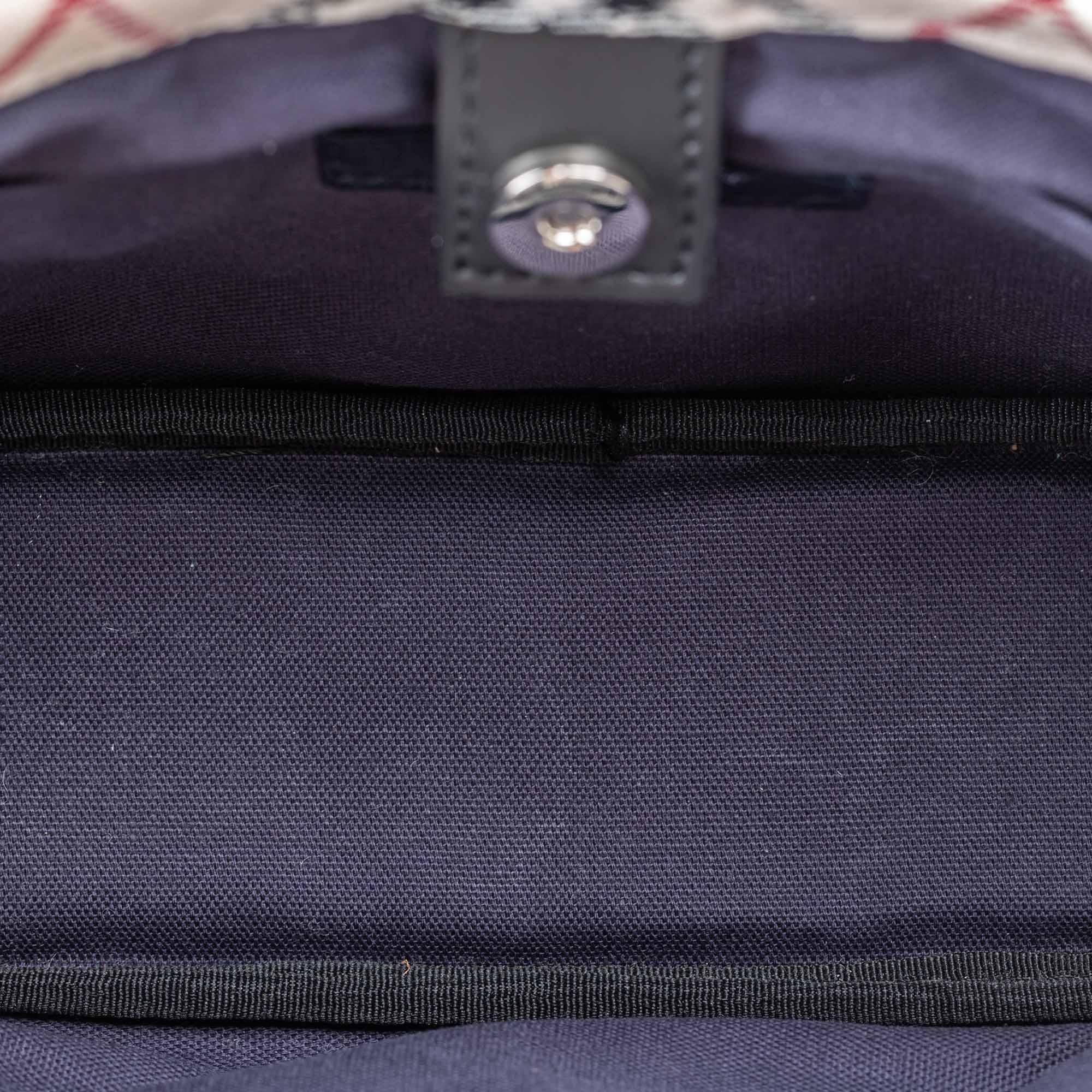 Women's Vintage Authentic Burberry Blue Denim Fabric Handbag United Kingdom SMALL  For Sale