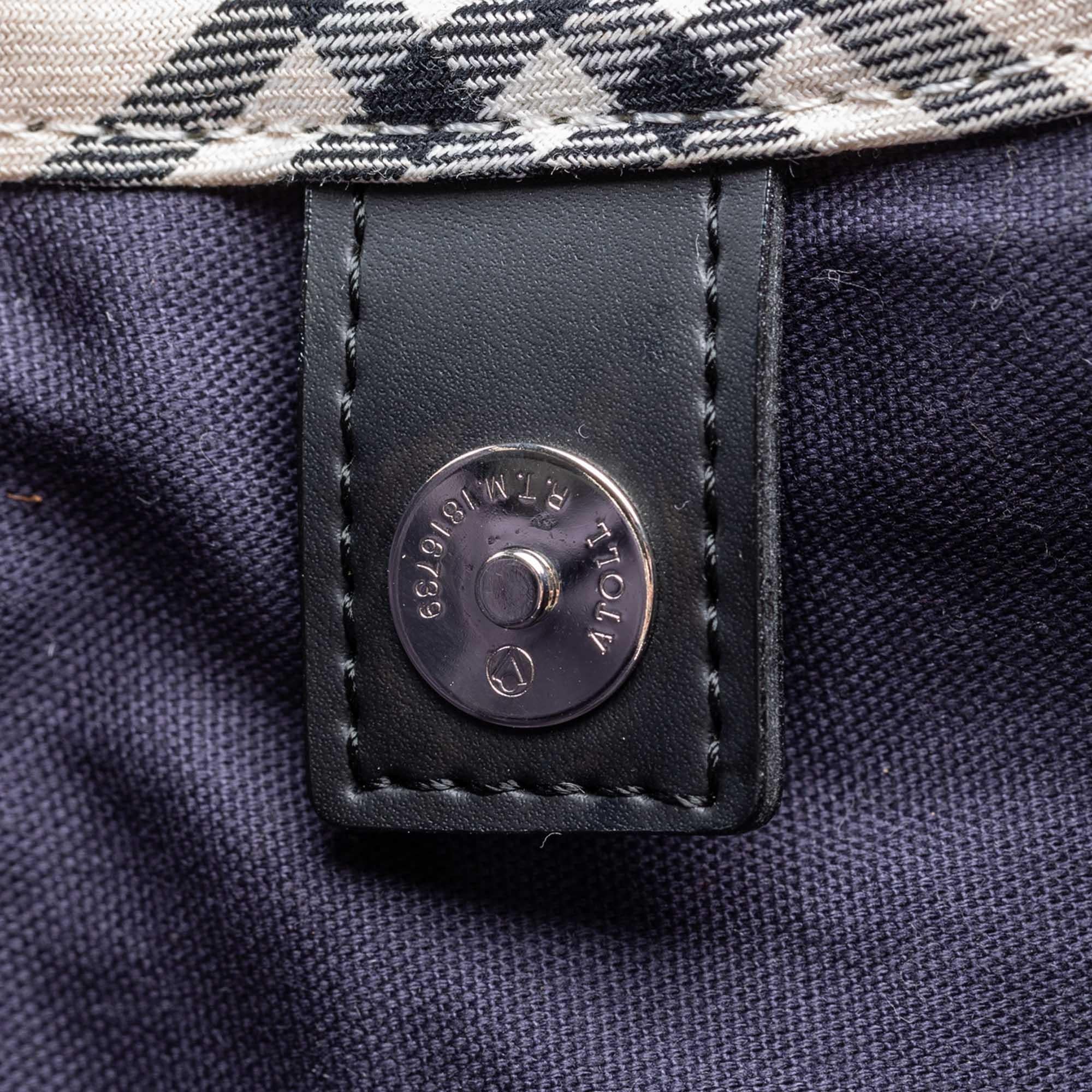 Vintage Authentic Burberry Blue Denim Fabric Handbag United Kingdom SMALL  For Sale 4