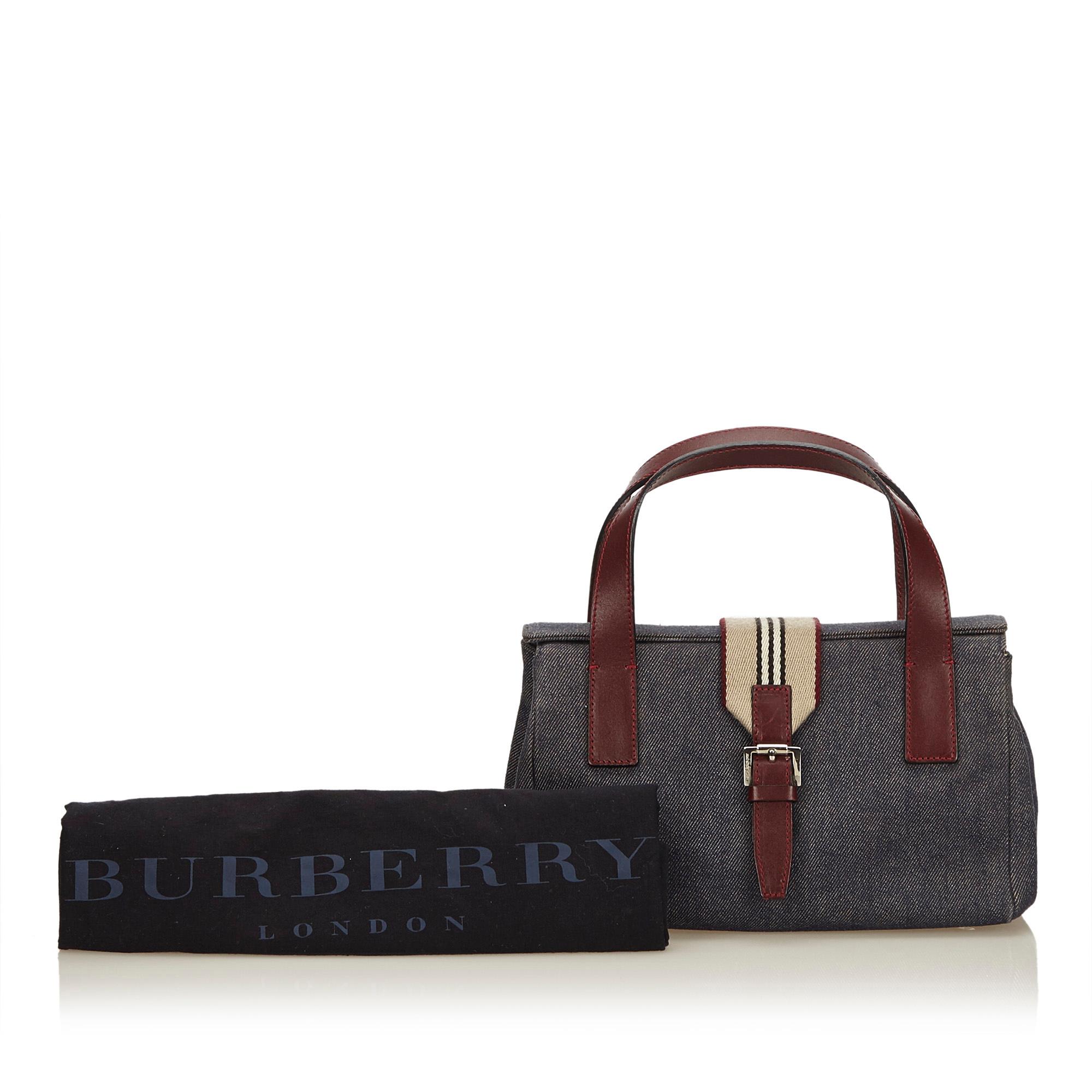 Vintage Authentic Burberry Blue Denim Fabric Handbag United Kingdom SMALL  For Sale 4