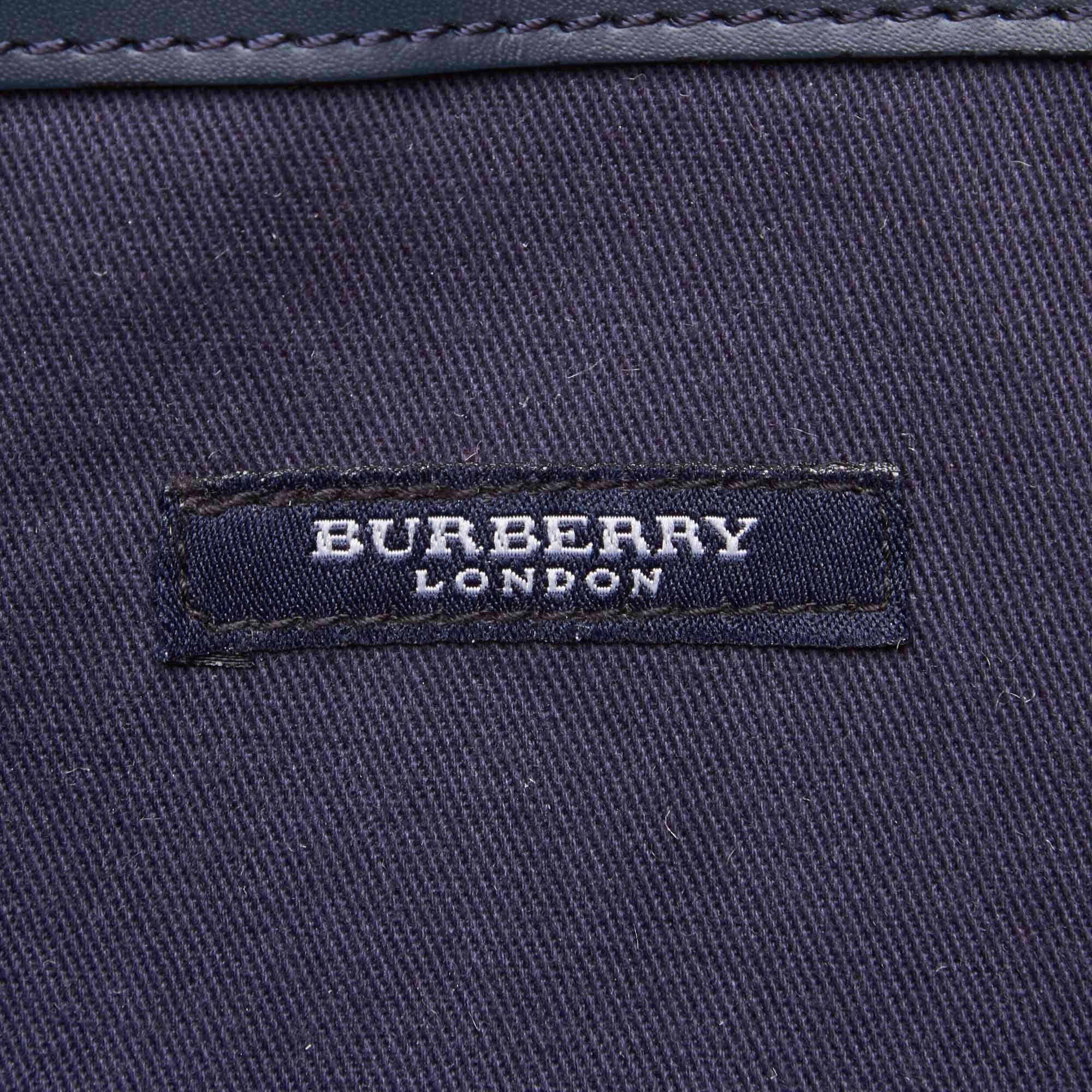 Vintage Authentic Burberry Blue Striped Tote United Kingdom LARGE  For Sale 1