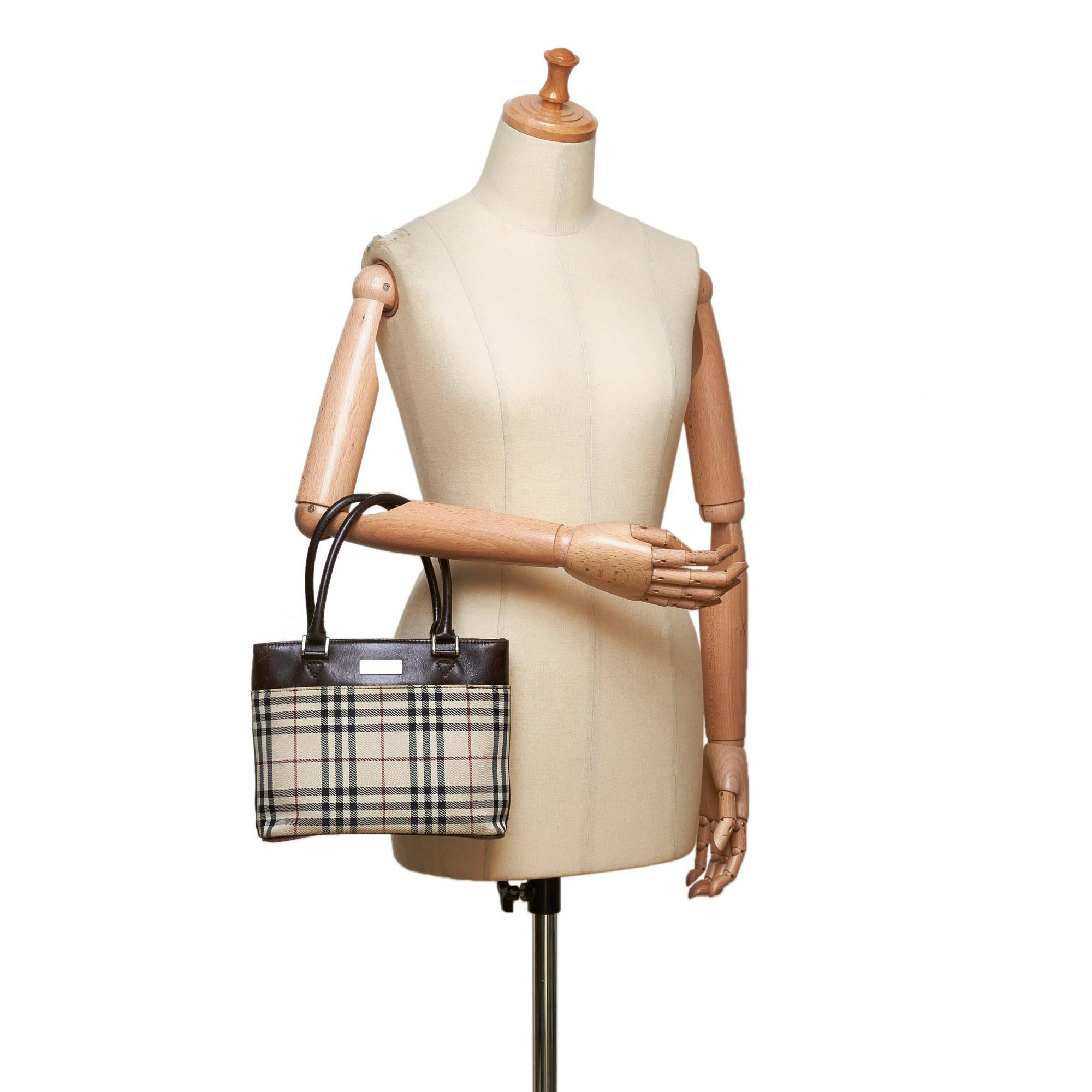 Vintage Authentic Burberry Brown House Check Tote Bag United Kingdom LARGE For Sale 6