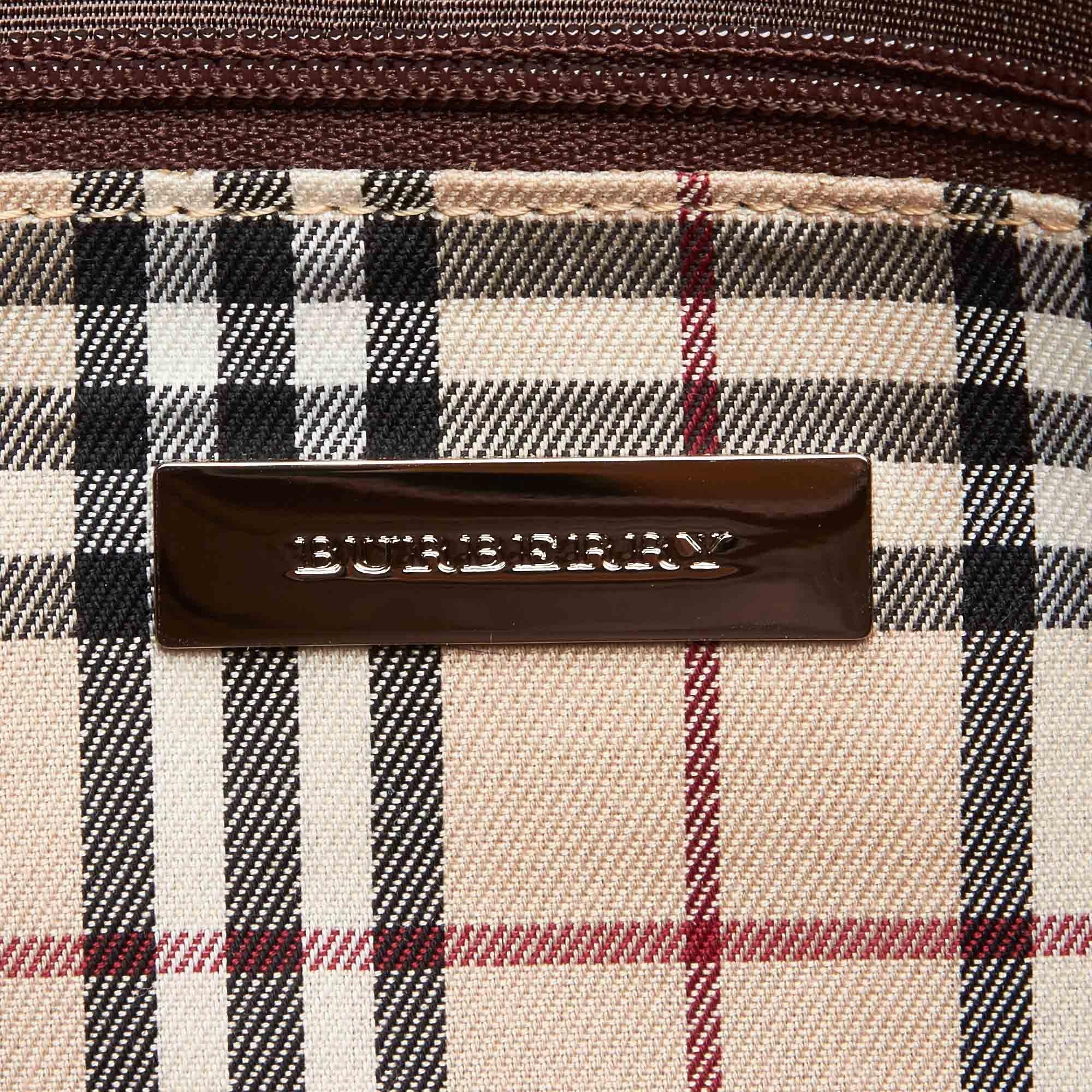 Vintage Authentic Burberry Brown Leather Baguette United Kingdom SMALL  For Sale 1
